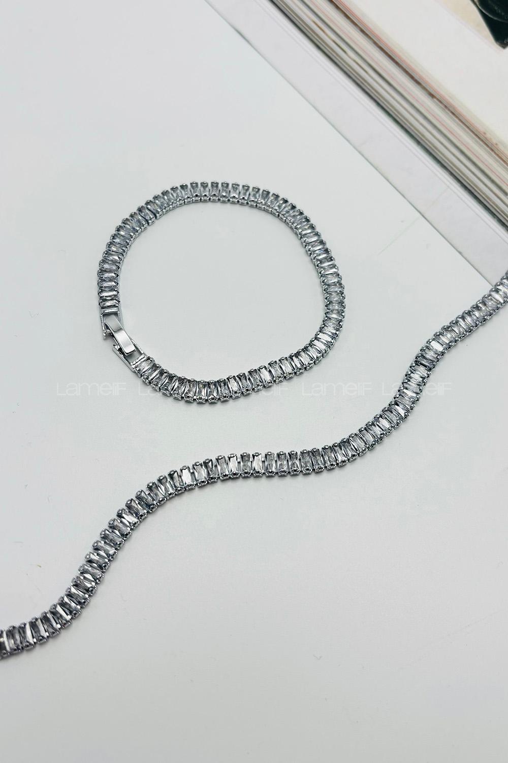 Lamelif Gümüş Dikdörtgen Taşlı Baget Bileklik