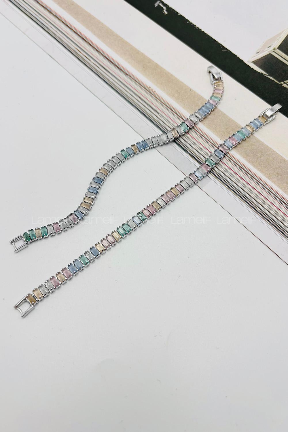 Lamelif Gümüş Renkli Taşlı Baget Bileklik