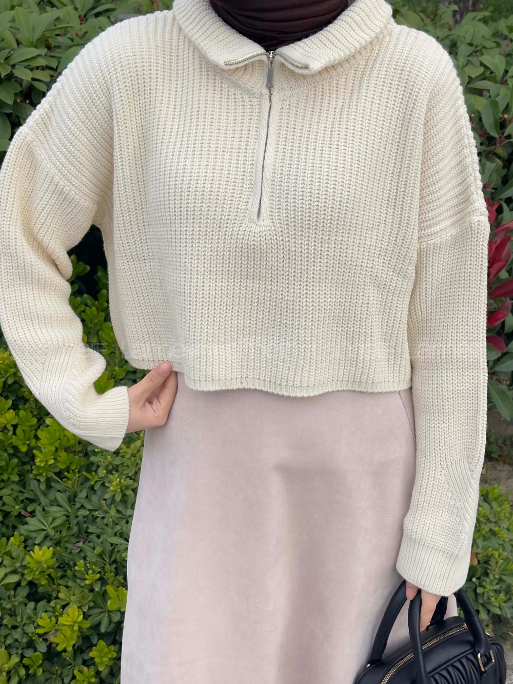 Ecru Zippered Neck Long Arm Jumper