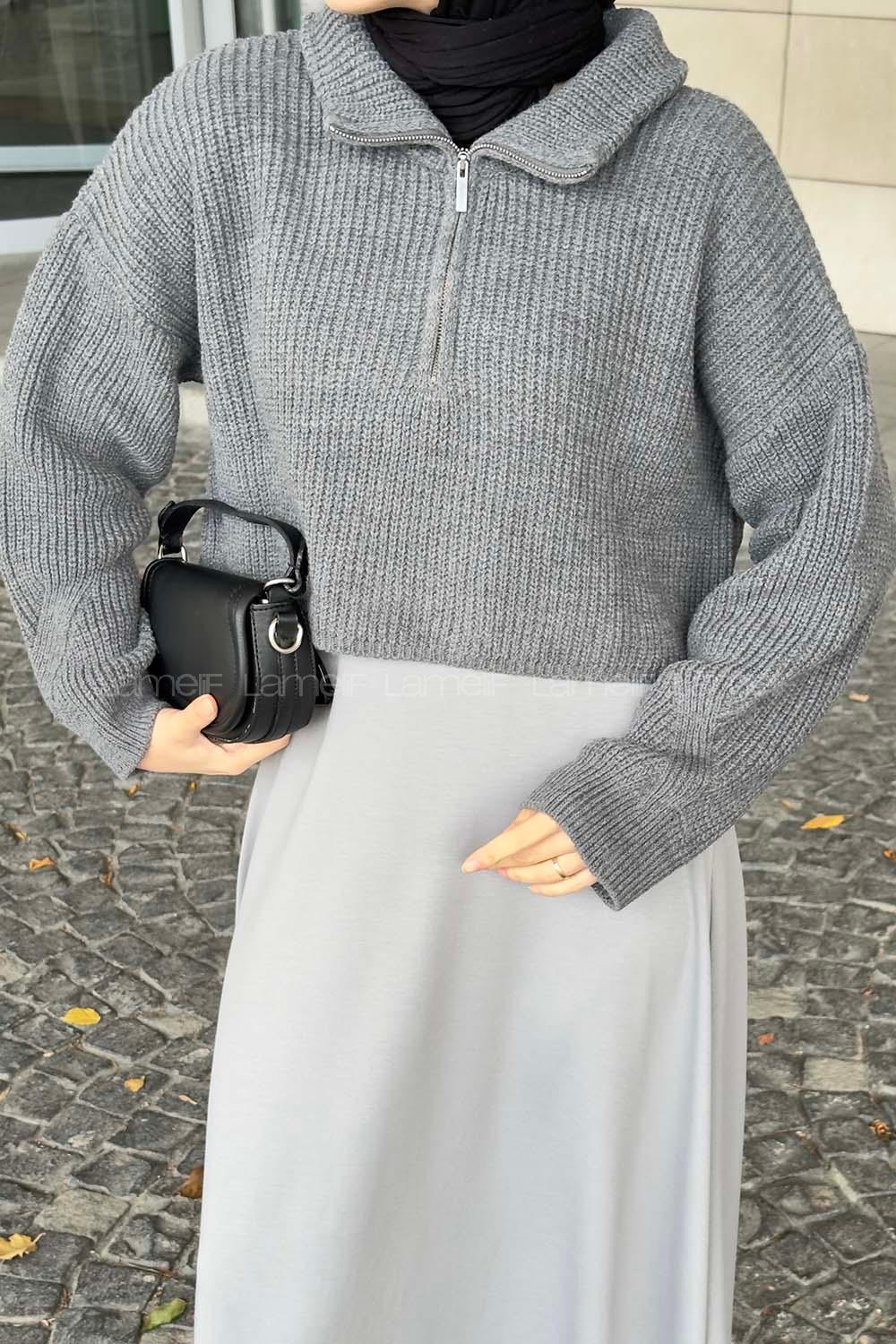 Gray Zippered Neck Long Arm Jumper