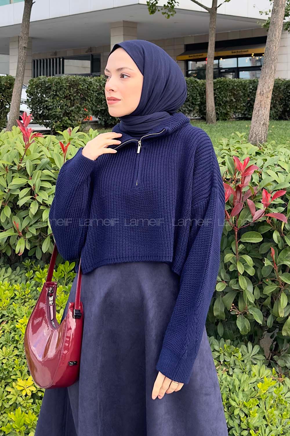 Lamelif Yaka Fermuarlı Crop Triko Kazak Lacivet