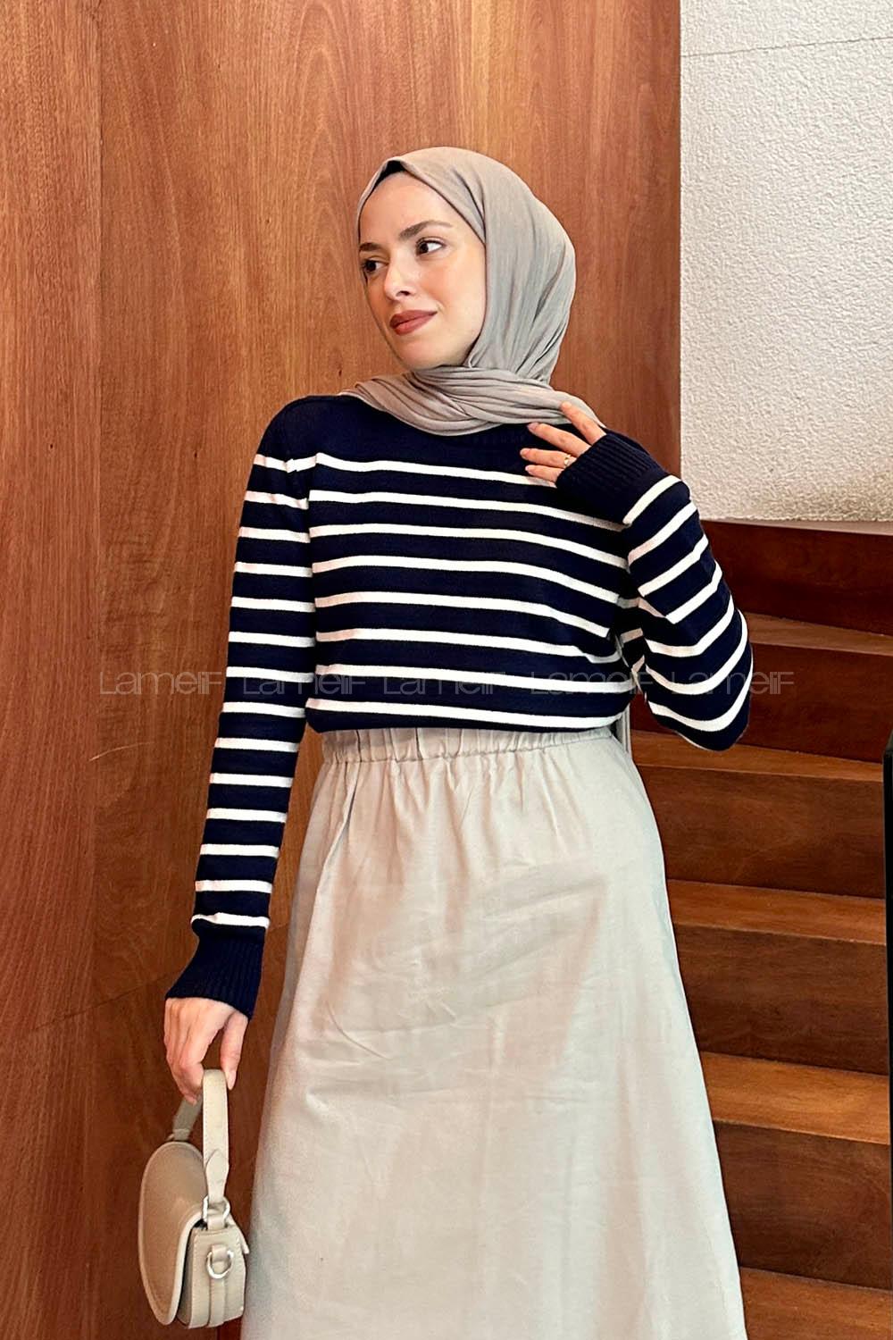 Navy Blue Medium Crew Neck Long Arm Jumper