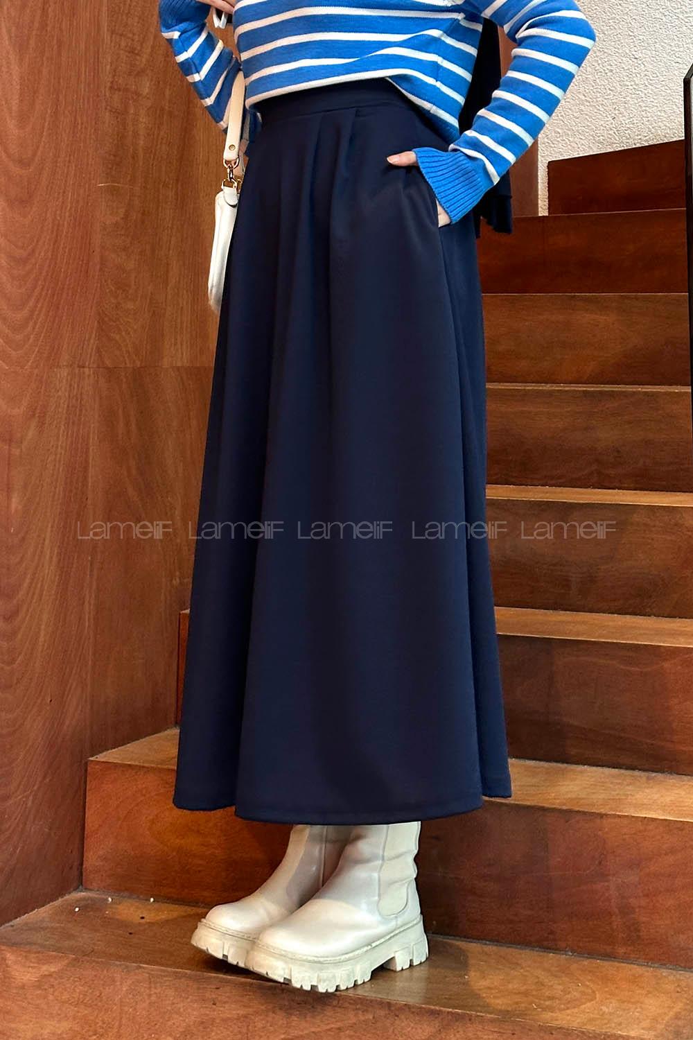 Lamelif Önü Pileli Scuba Kumaş Etek Lacivert