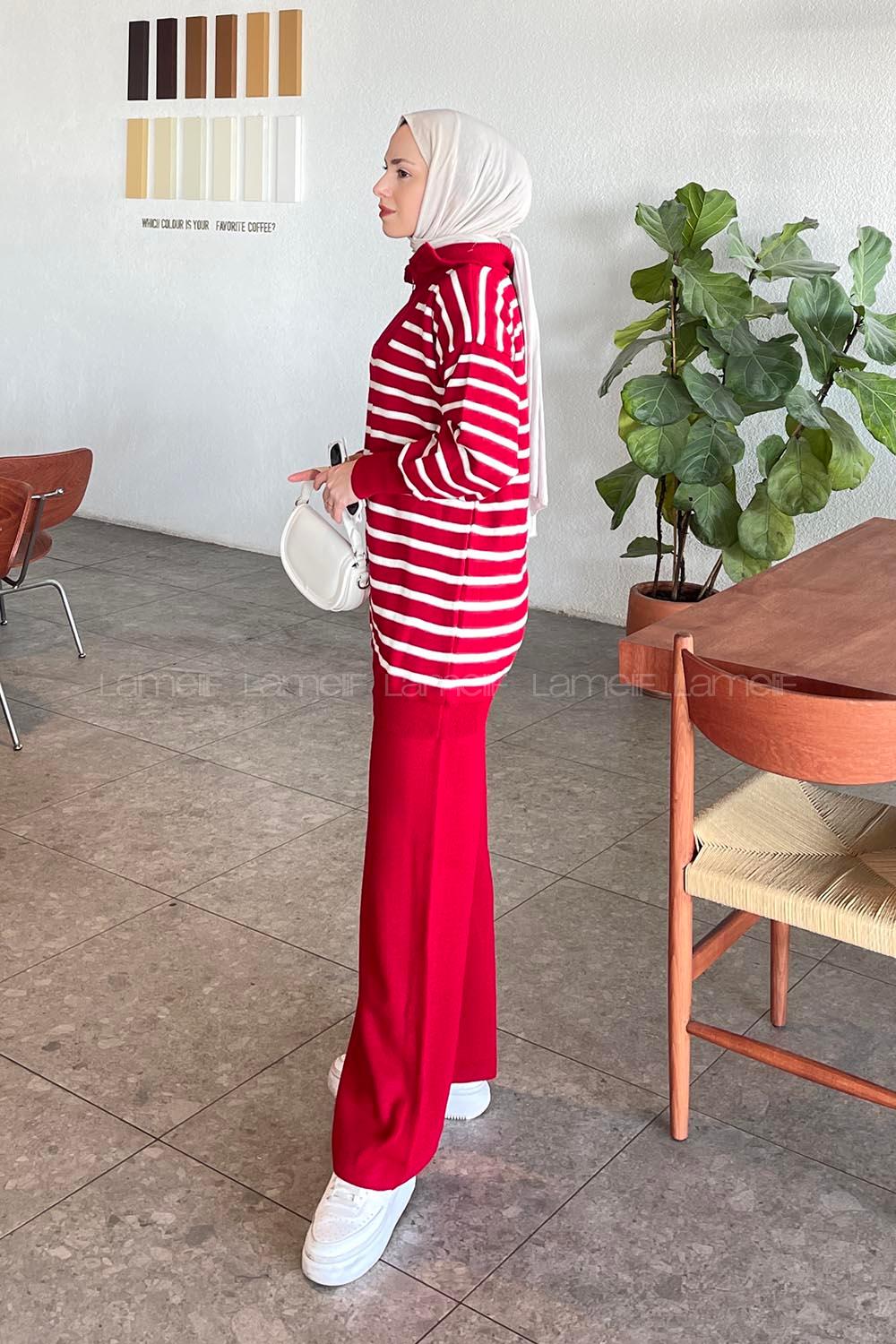 Red Zippered Neck Long Arm Without Accessories Regular Trousers Suit