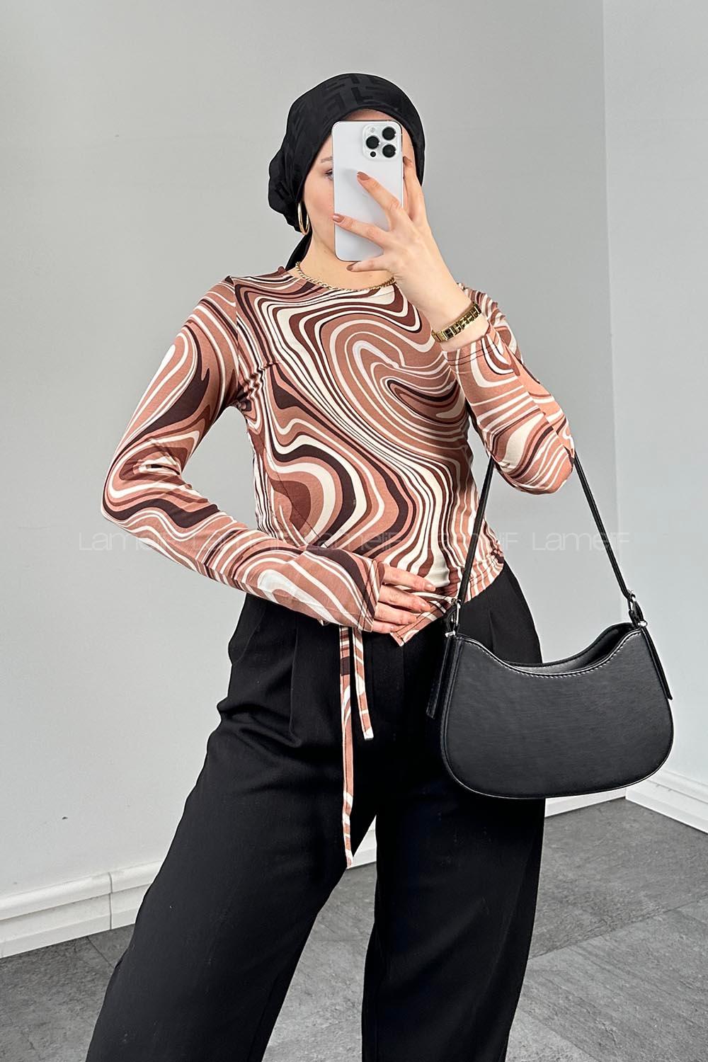 Lamelif Yan Büzgü Detaylı Geometrik Desen Body Acı Kahve