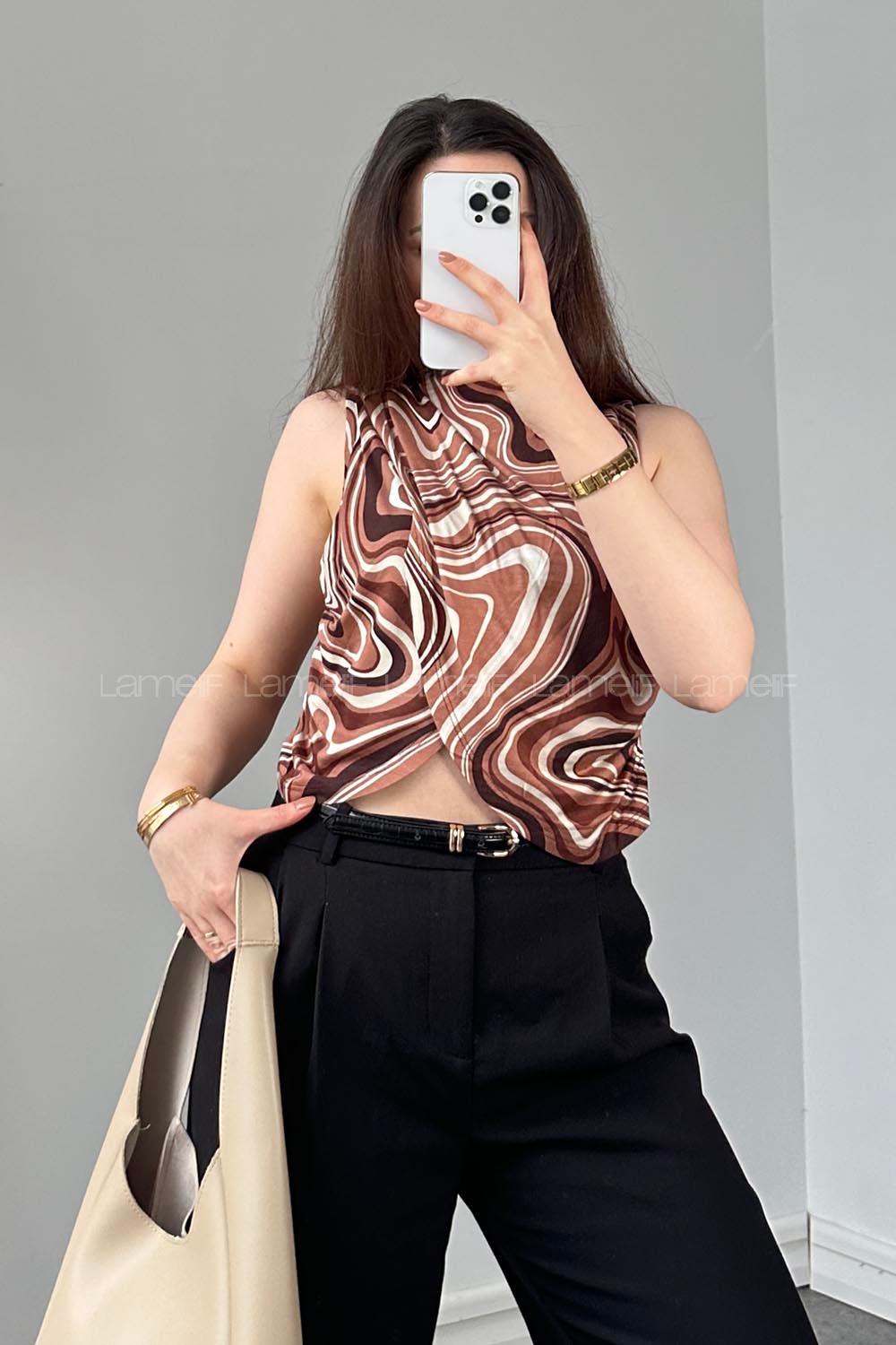 Caramel Mock Turtle Neck Zero Arm Combed Fabric Body