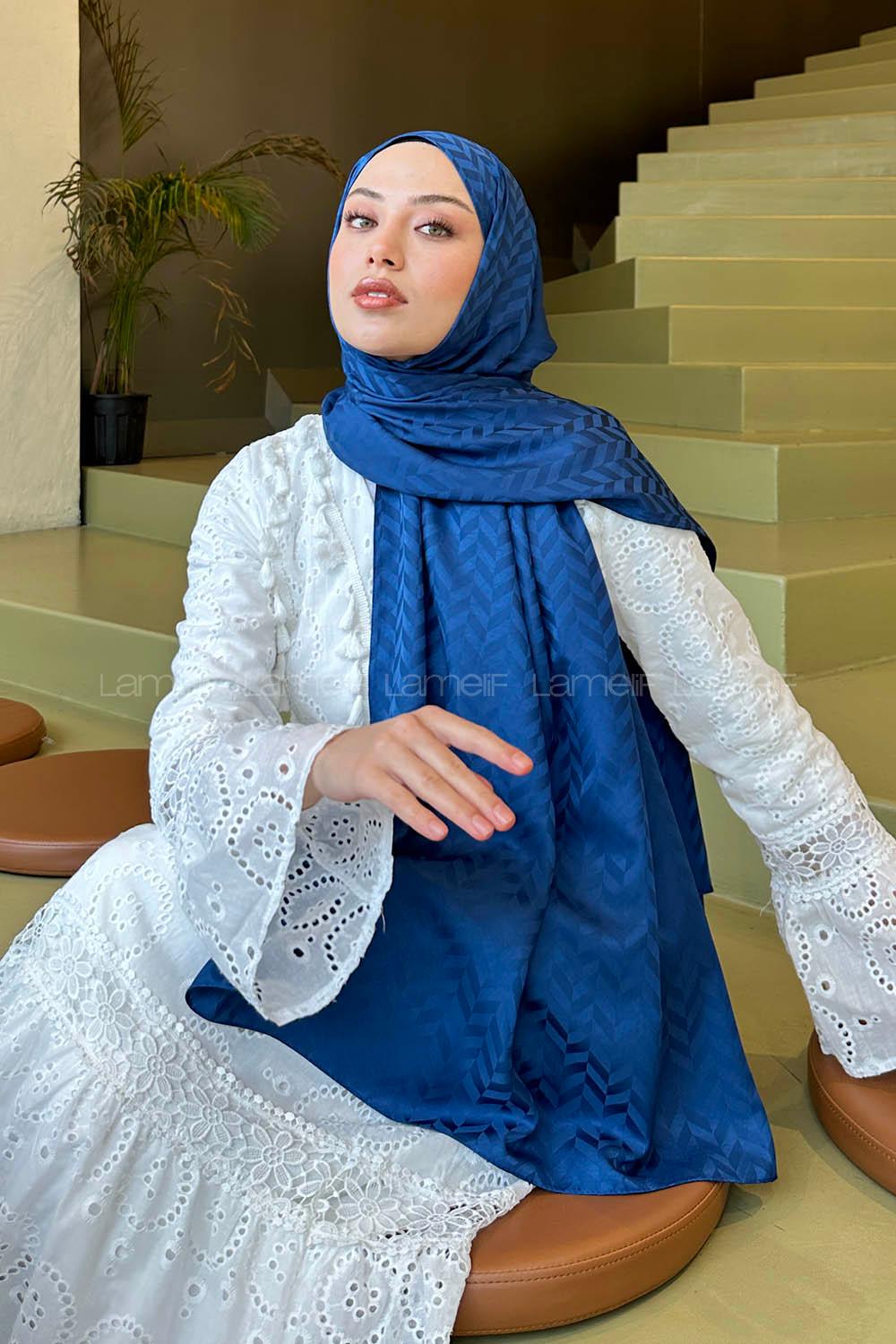 Lamelif Line Desen Jakar Serisi Şal Gece Mavisi