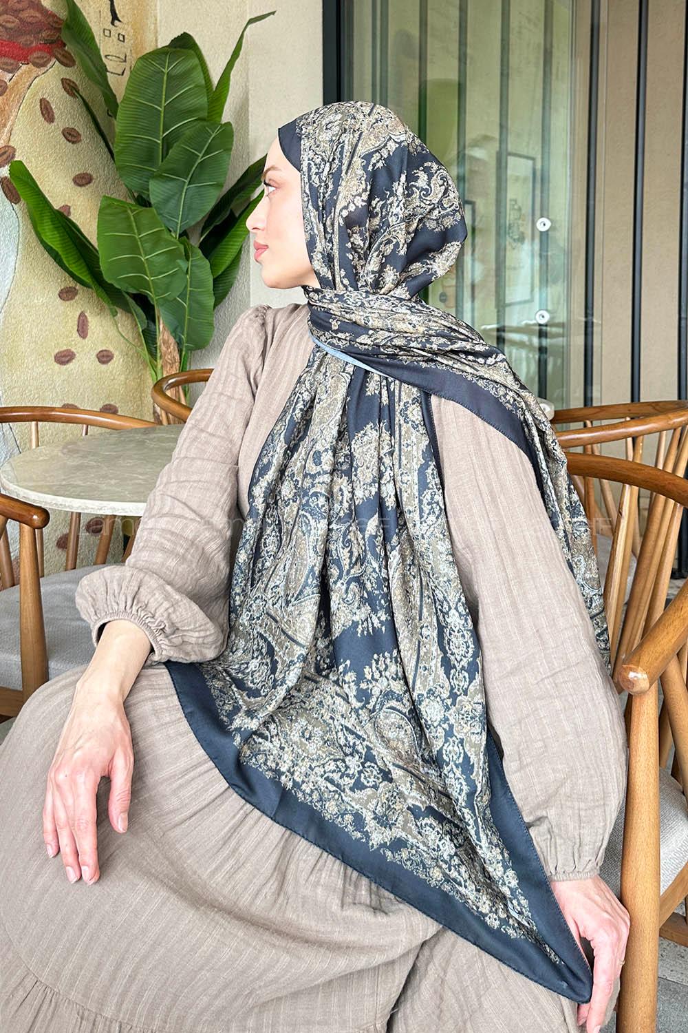 Lamelif Retro Desen Soft Şal Siyah Gold