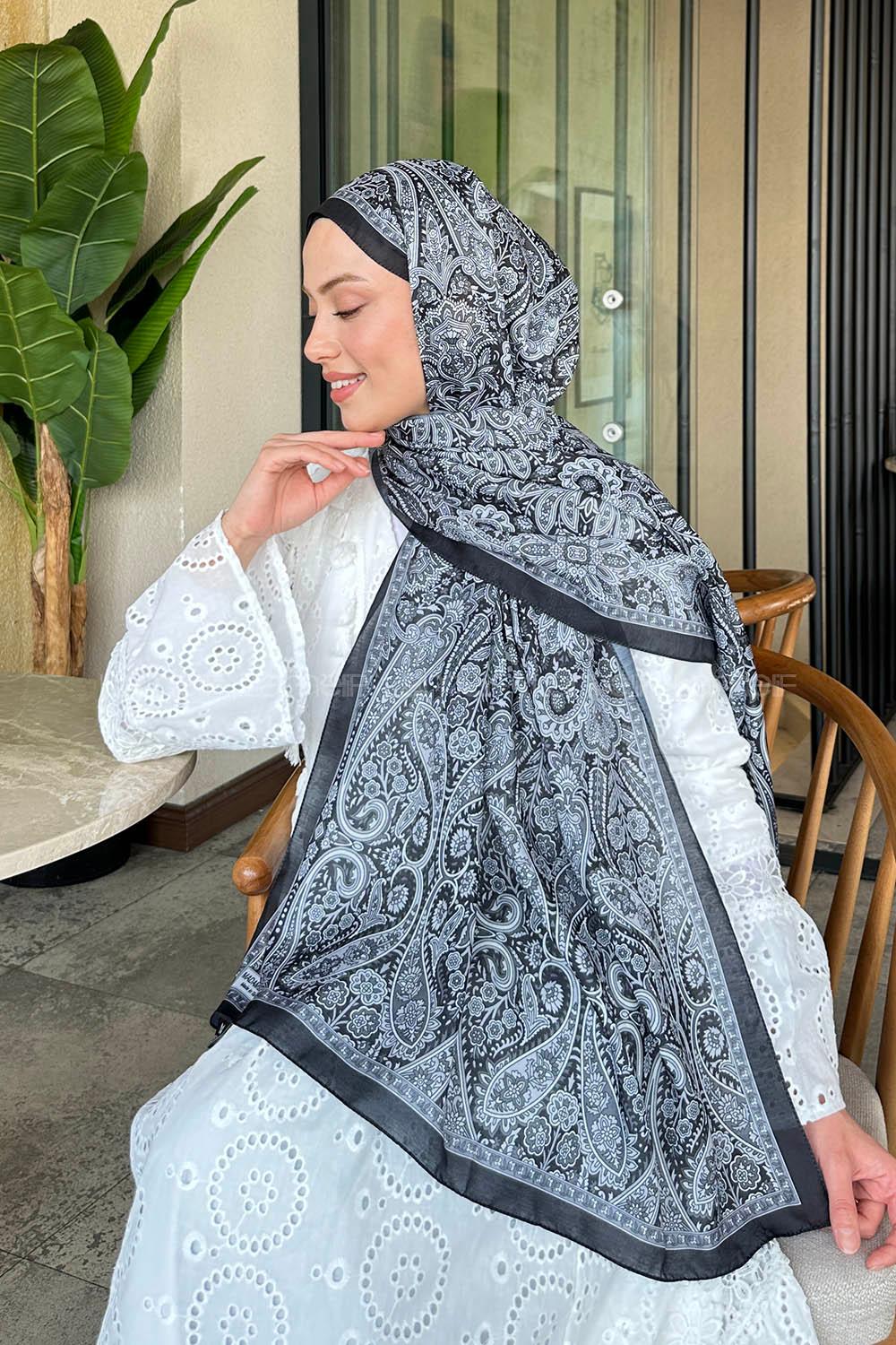 Lamelif Retro Desen Soft Şal Beyaz Siyah