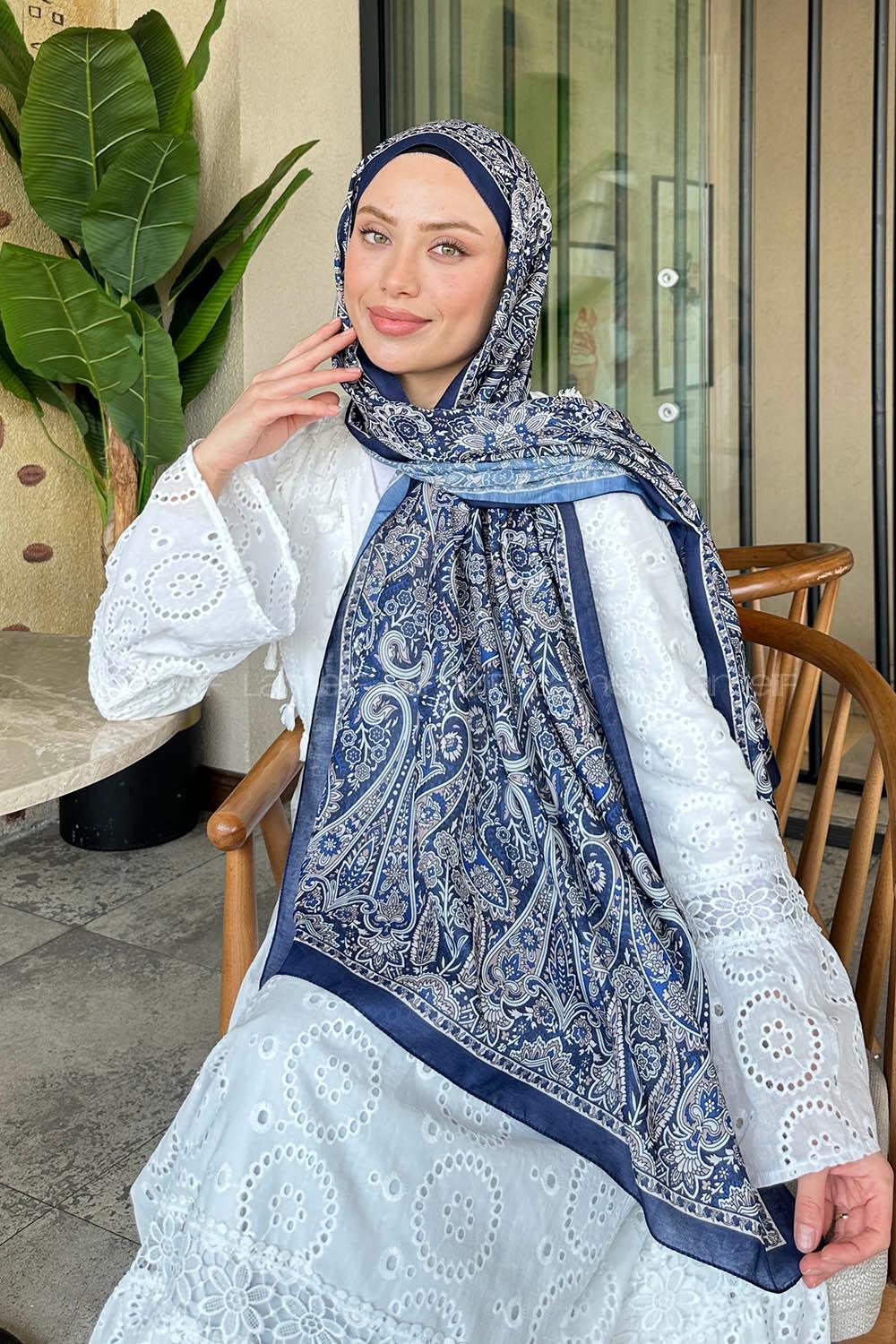 Lamelif Retro Desen Soft Şal Lacivert Bej