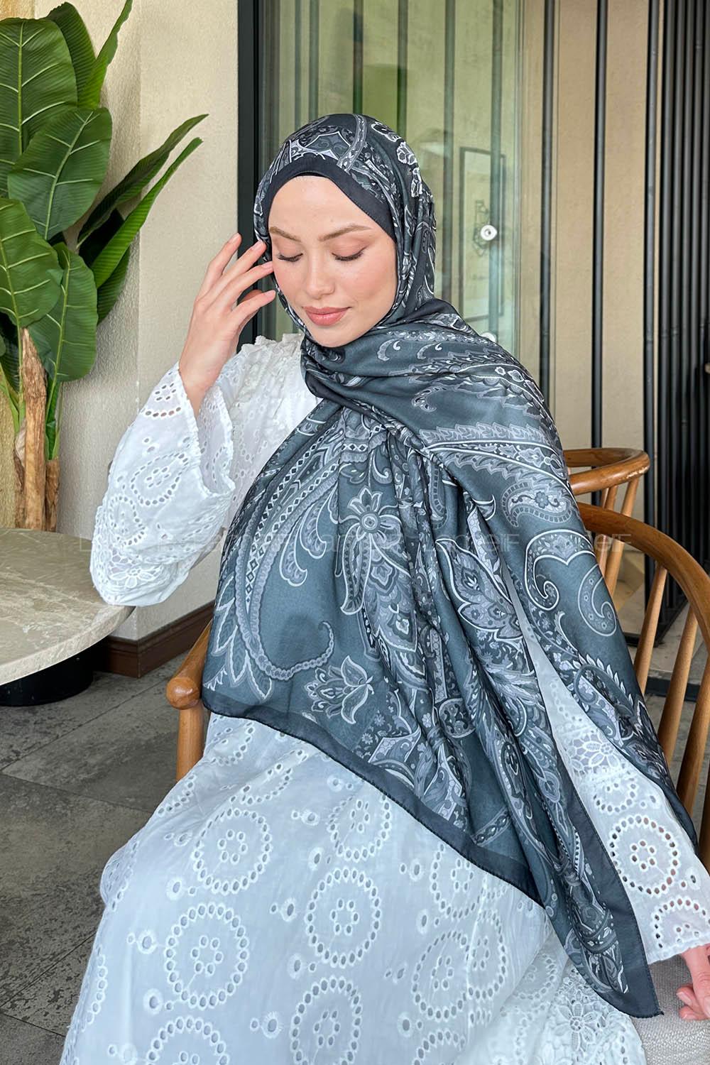 Lamelif Retro Desen Soft Şal Siyah