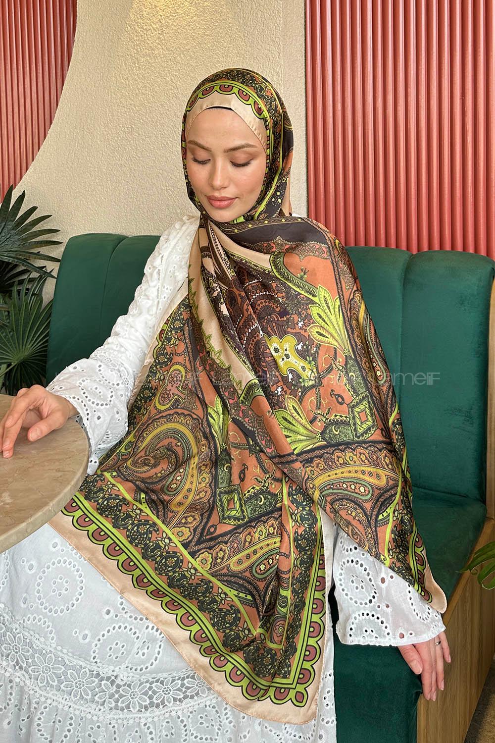 Lamelif  İthal İpeksi Vual Retro Desen Şal Yavru Ağzı Fıstık Yeşili