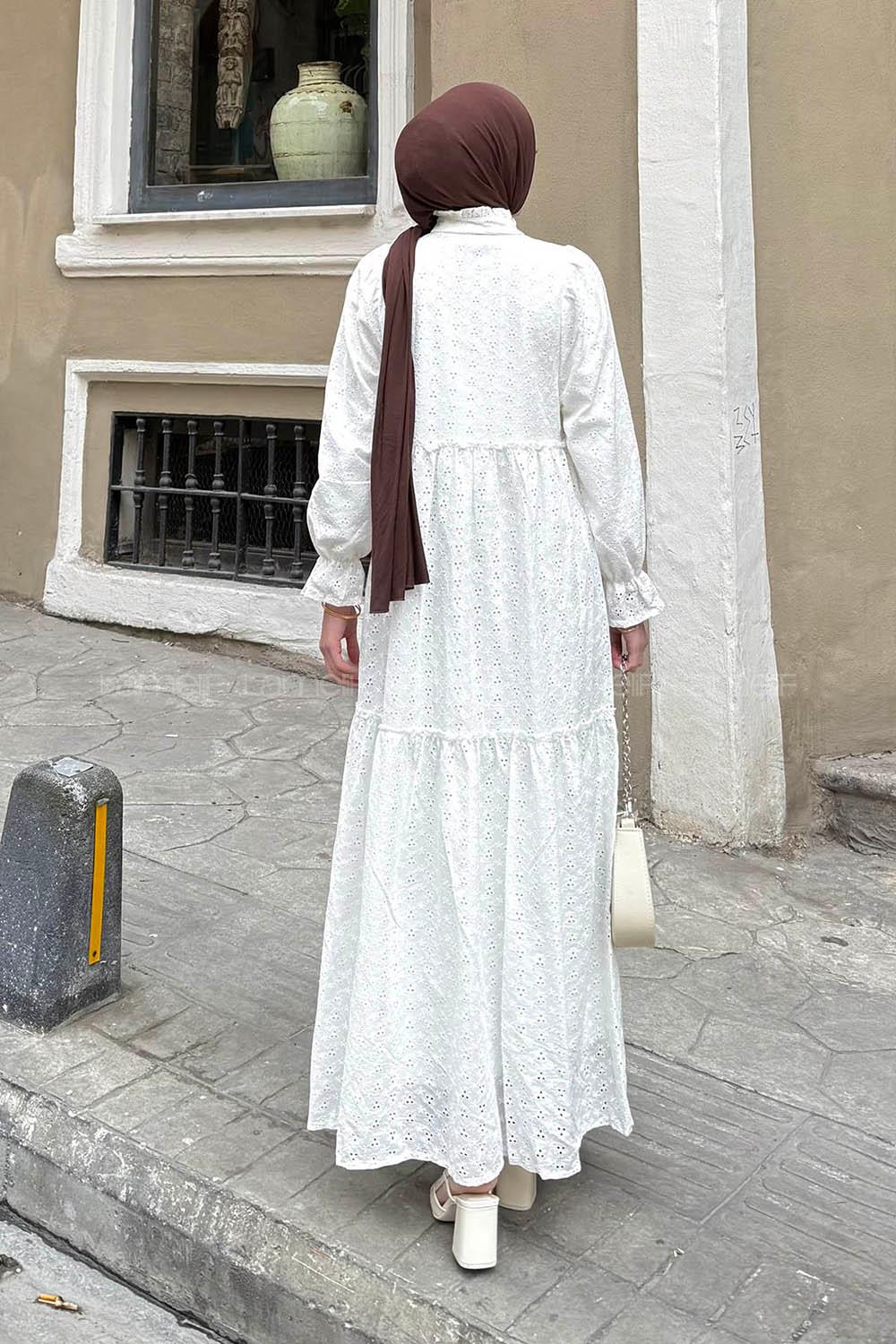 Lamelif Çiçek İşlemeli Fisto Elbise Beyaz