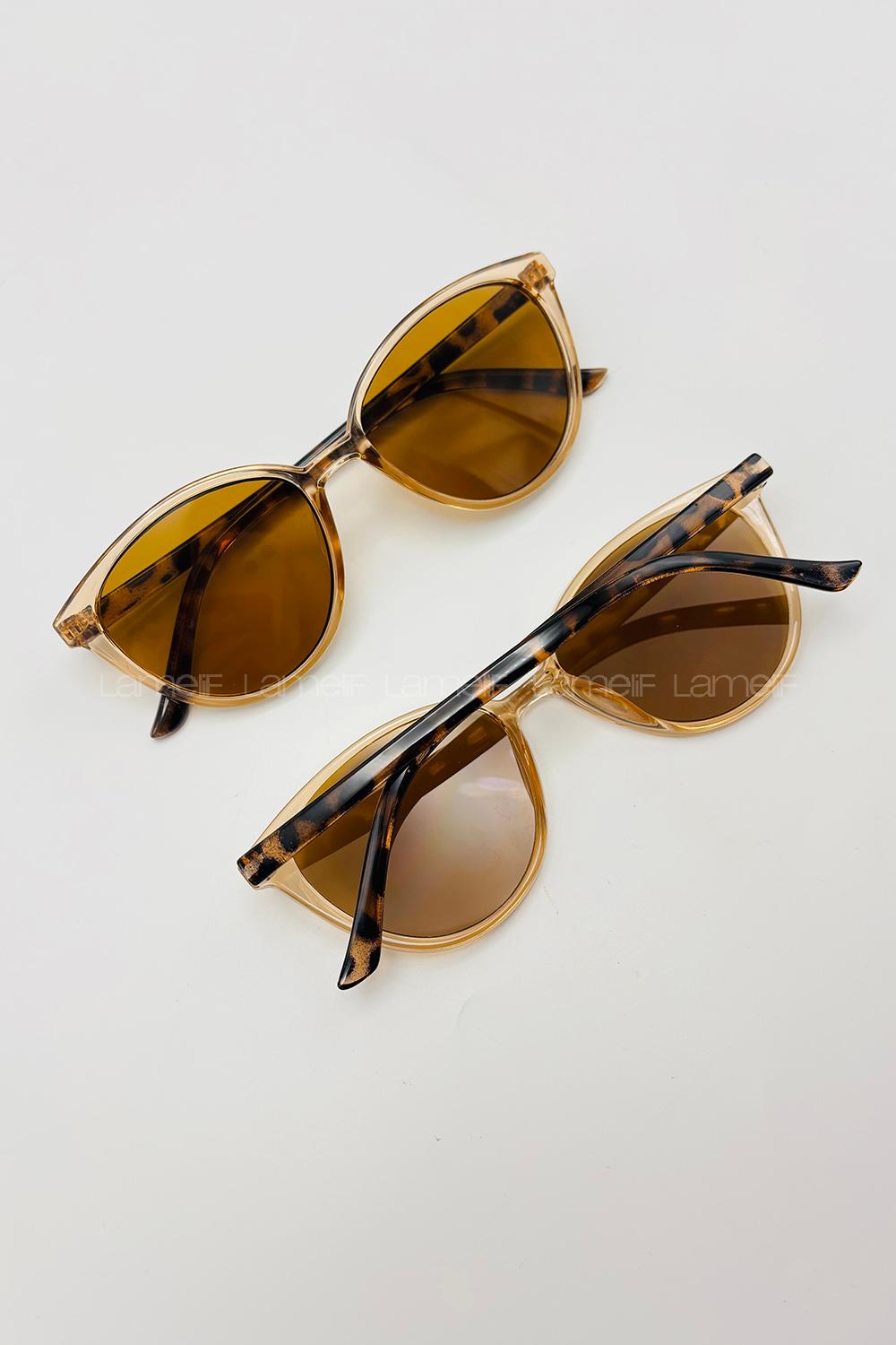 Brown With Milk Glasses