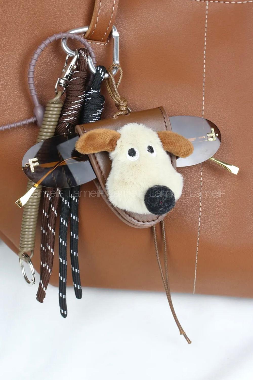 Lamelif Gözlük Tutmalı Köpek Çanta Charmı