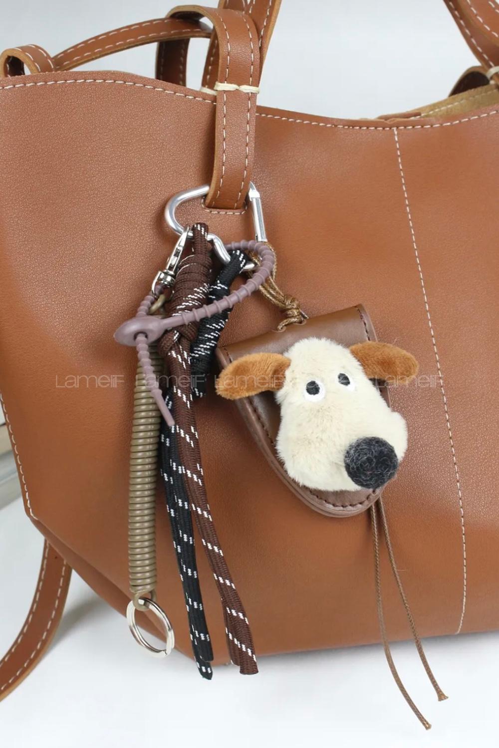 Lamelif Gözlük Tutmalı Köpek Çanta Charmı