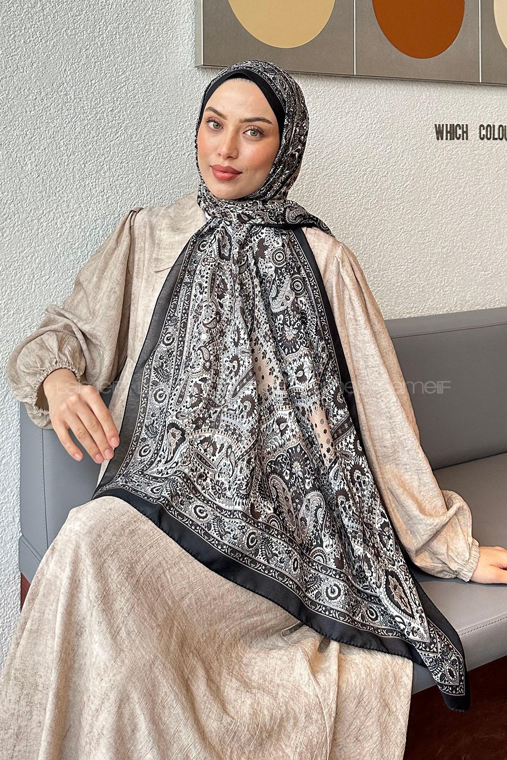 Lamelif Retro Desen Soft Şal Siyah Ekru