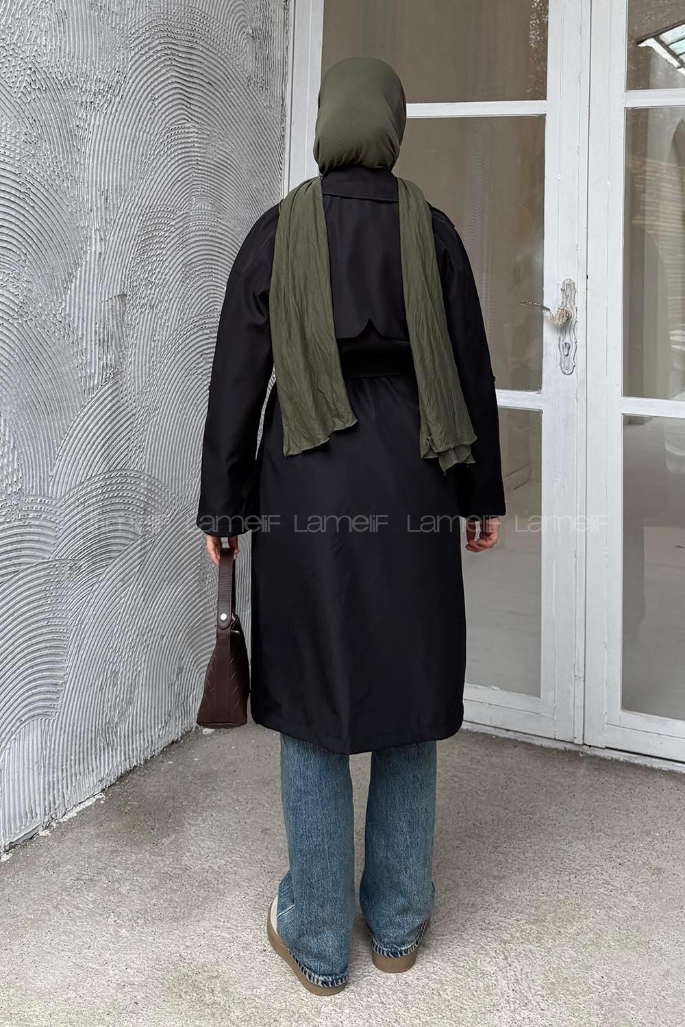 Lamelif Kolu Katlamalı Trenç Siyah