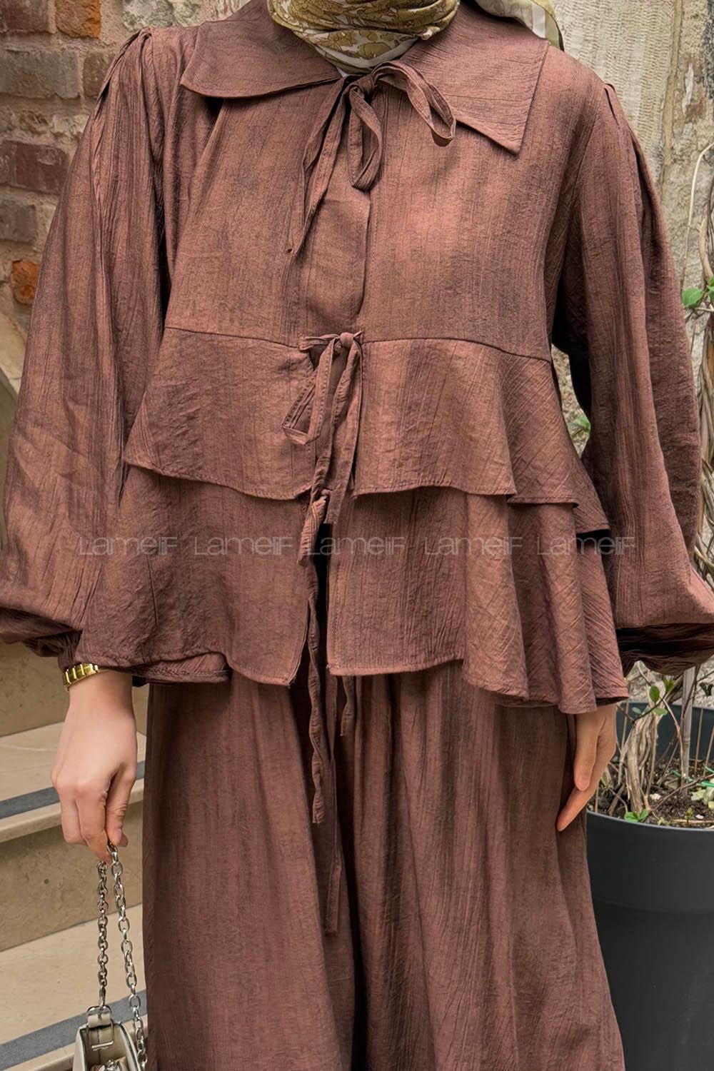 Lamelif Ön Fiyonk Bağlamalı Bluz Etek Tesettür Takım Kahverengi