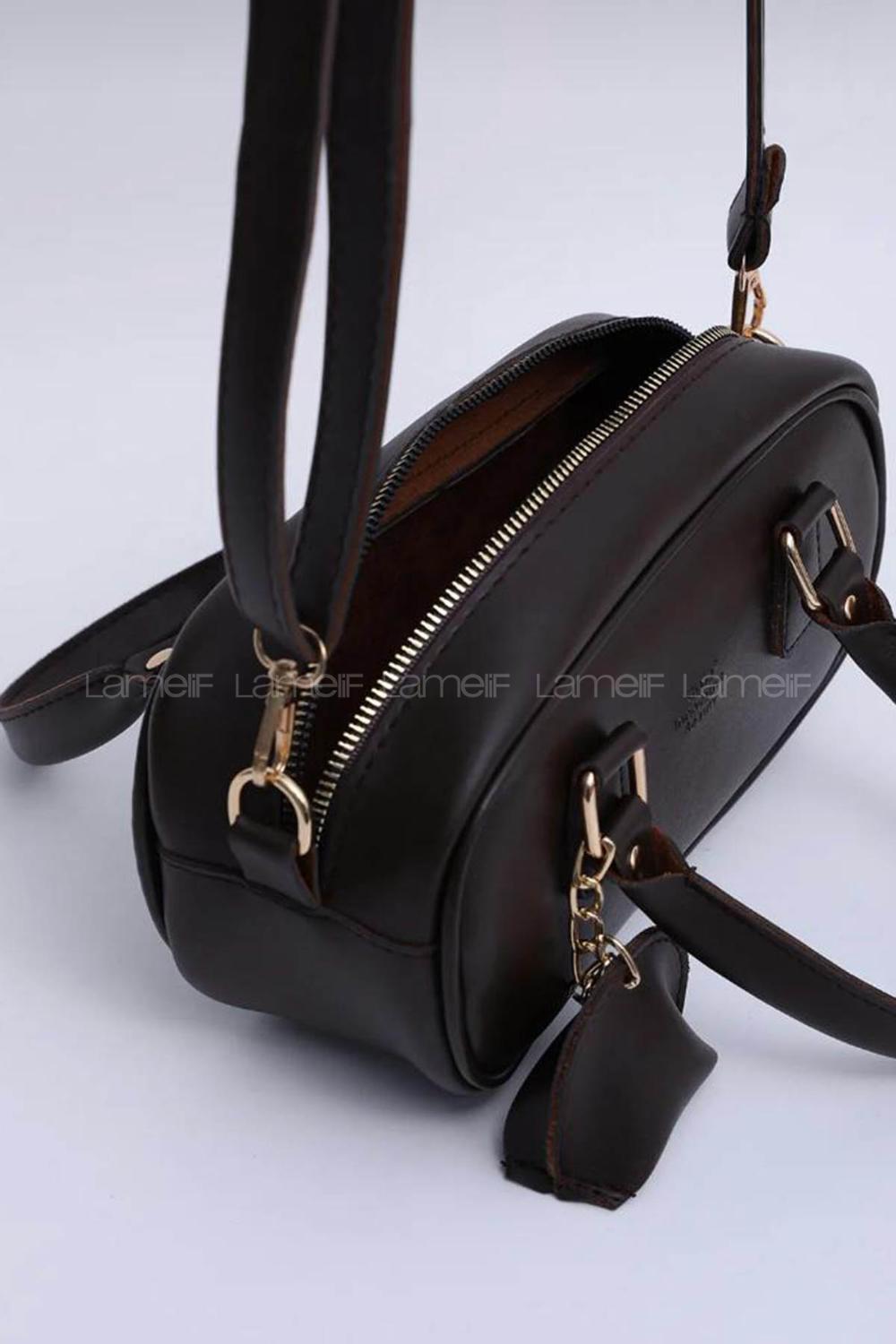Lamelif Charm Detaylı Fermuarlı Ayarlanabilir Askılı El, Kol ve Omuz Çantası Acı Kahve