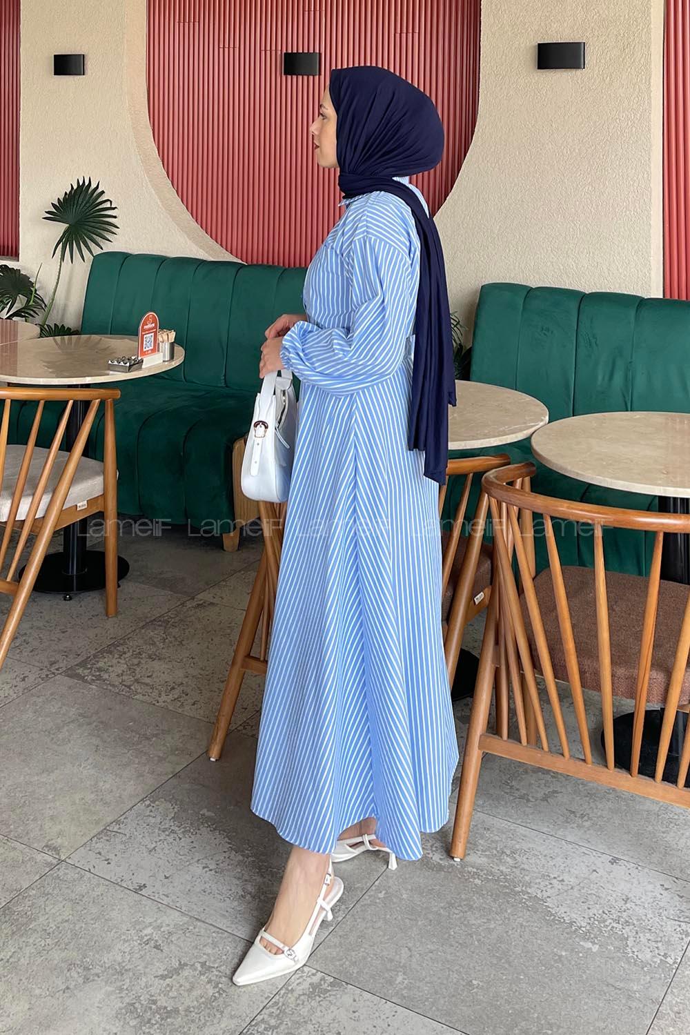 Lamelif Önü Patlı Çizgili Tesettür Elbise Mavi