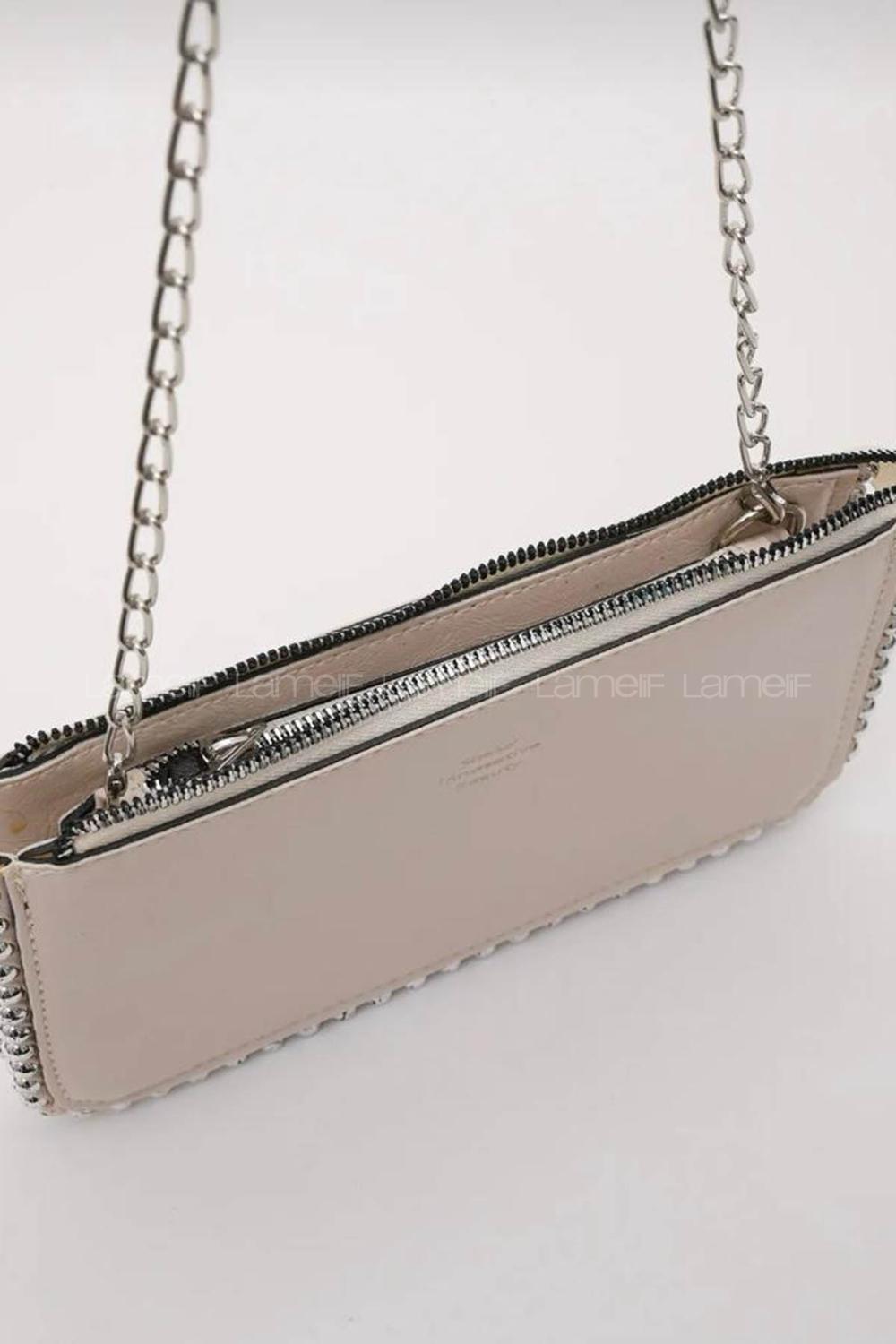 Lamelif Zımbalı Çapraz Askılı Zincirli Model Yumuşak Deri Fermuarlı Kadın Omuz Çantası Krem