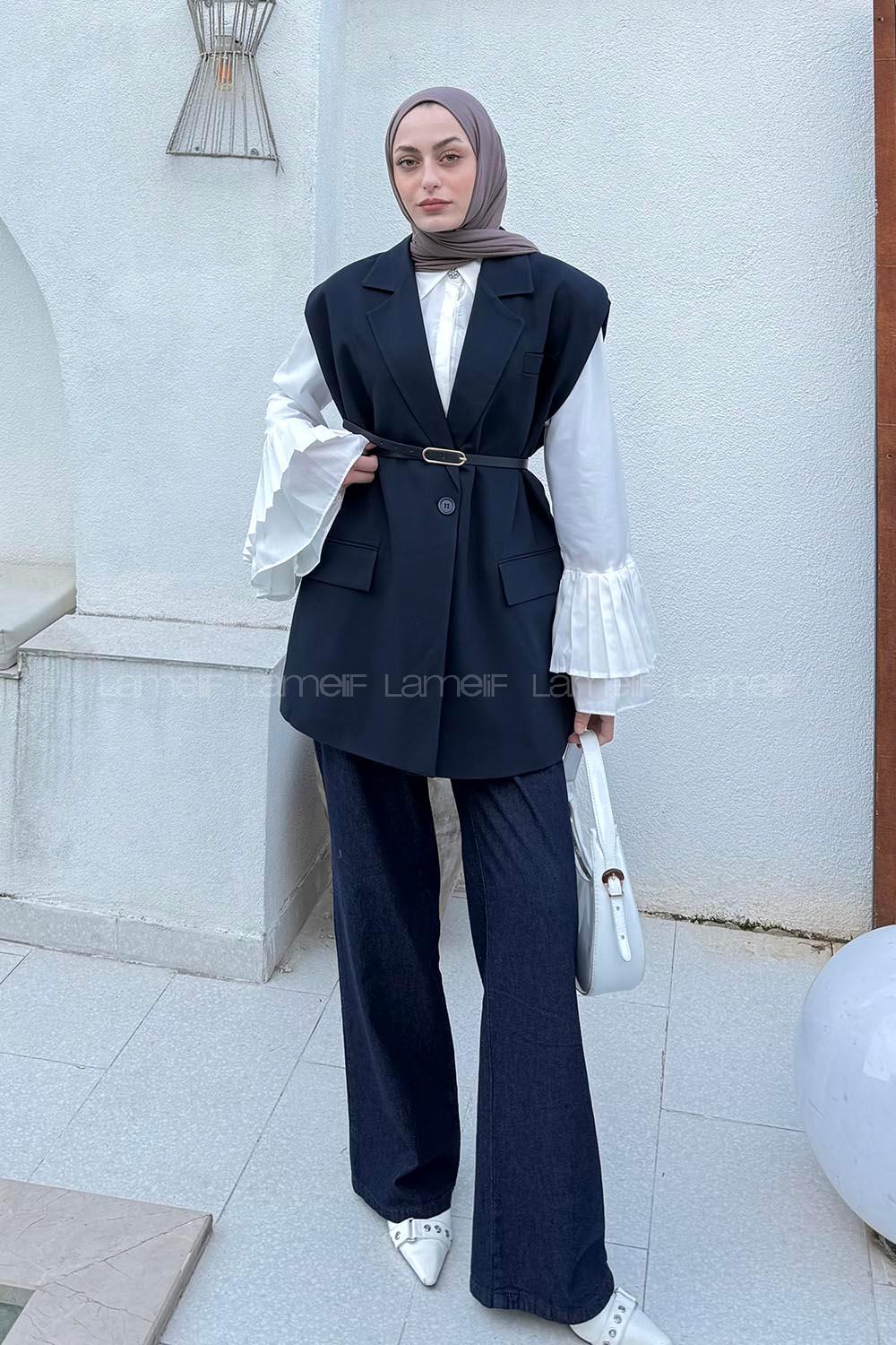 Lamelif Kemer Detaylı Sıfır Kol Blazer Ceket Lacivert