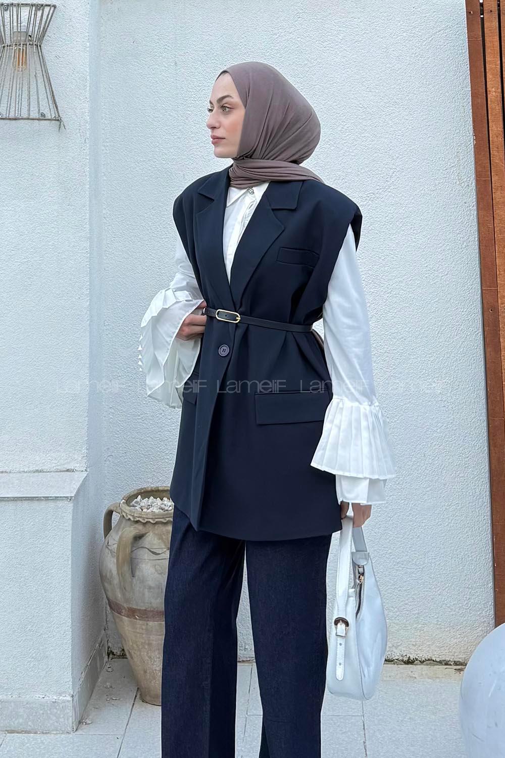 Lamelif Kemer Detaylı Sıfır Kol Blazer Ceket Lacivert