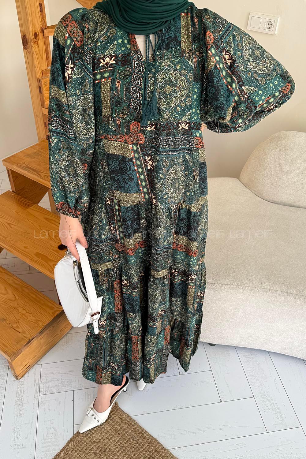 Lamelif Viskon Etnik Desenli Püskül Detaylı Elbise Koyu Yeşil