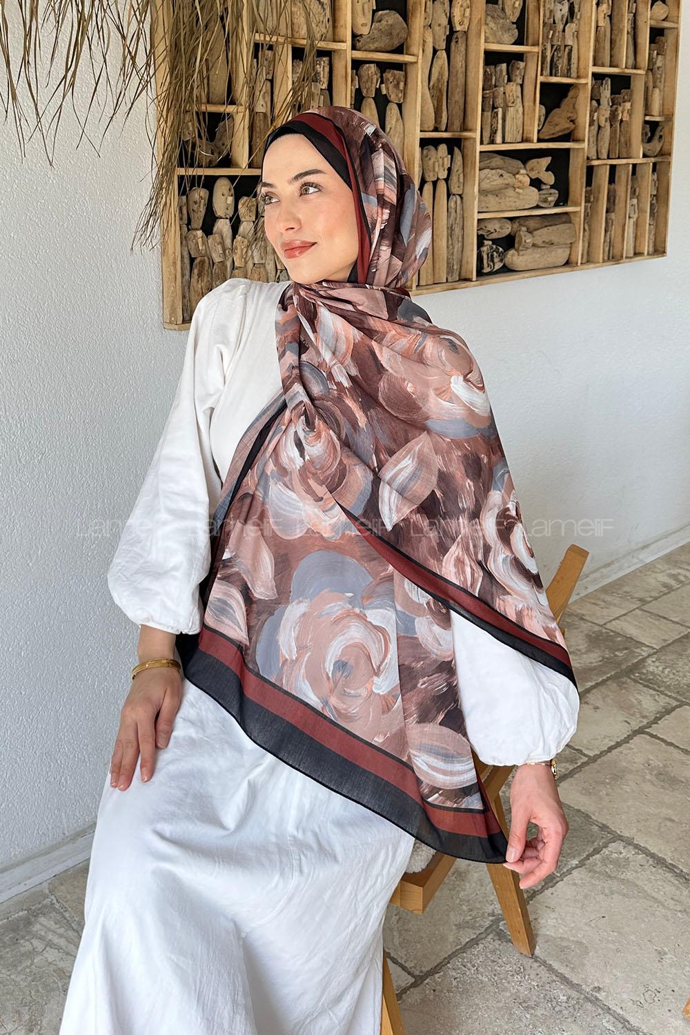 Lamelif Çiçek Desen Pamuk Şal Siyah Kahverengi