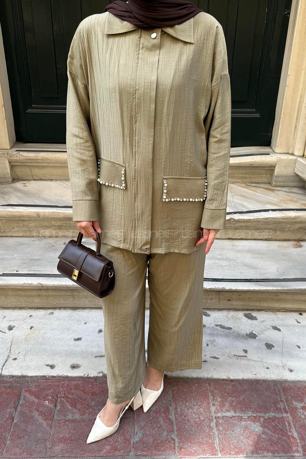 Lamelif İnci Detaylı Tunik-Pantolonlu Tesettür Takım Haki