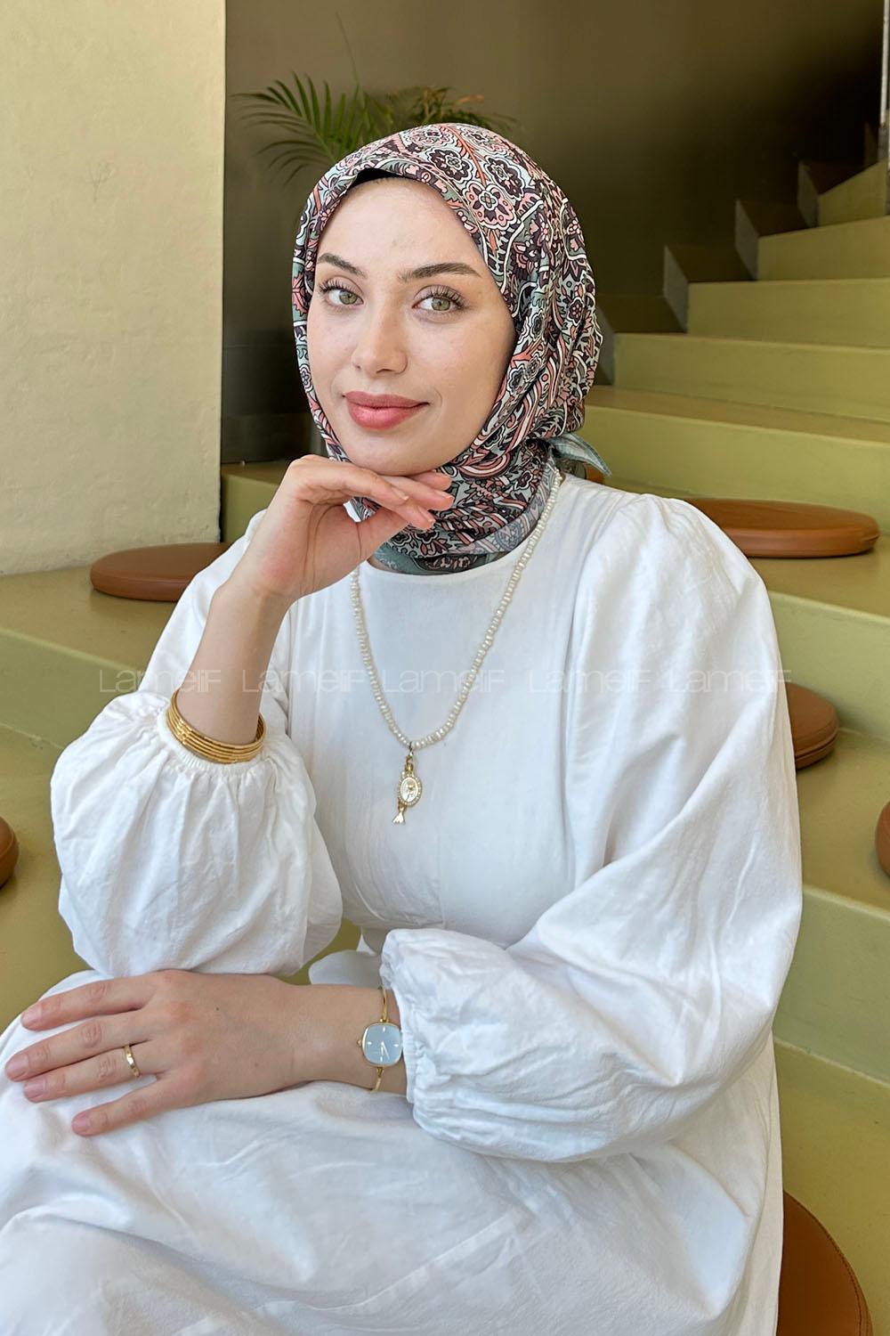 Lamelif Retro Desen Soft Eşarp Adaçayı