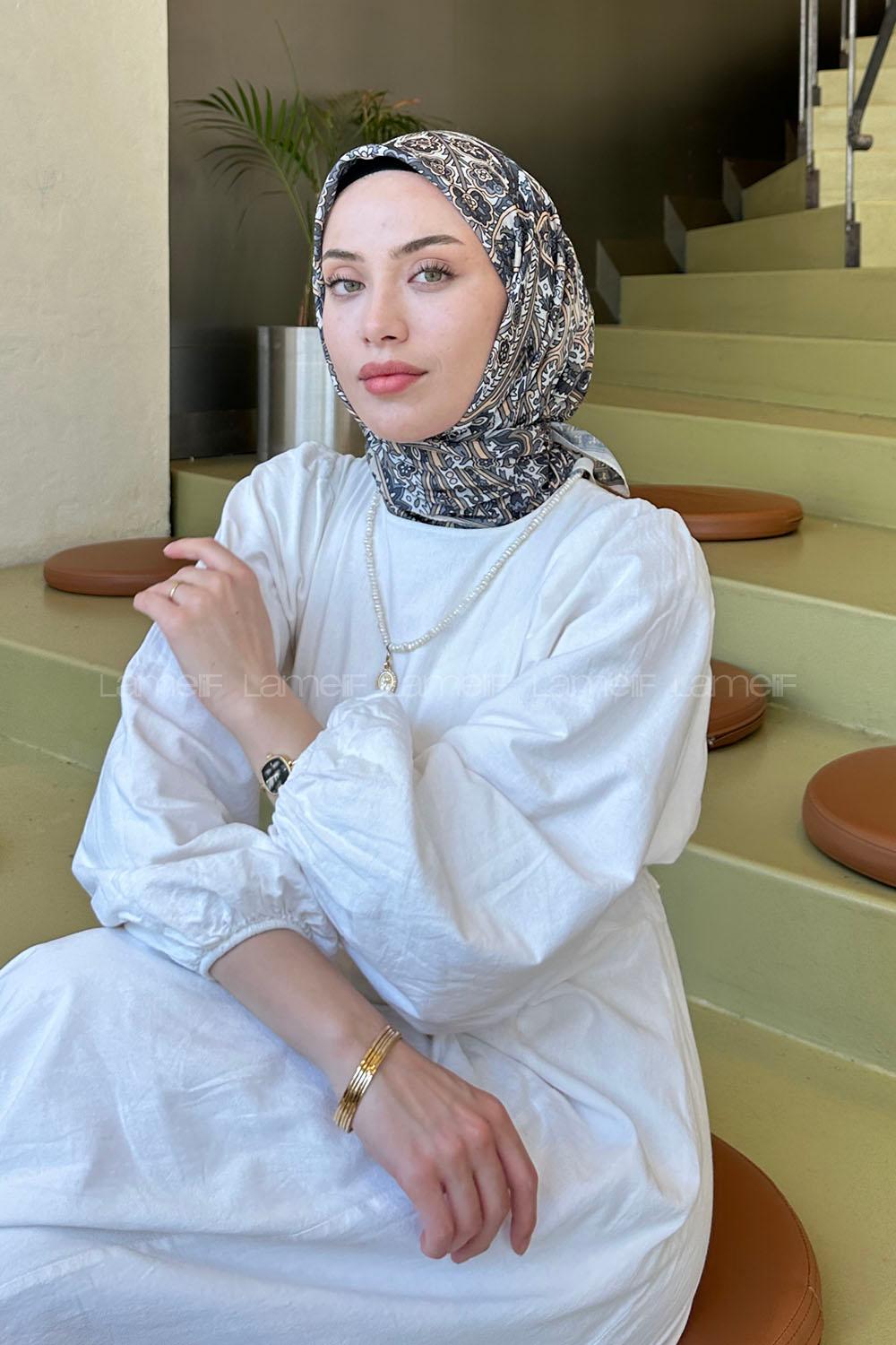 Lamelif Retro Desen Soft Eşarp Camel Ekru