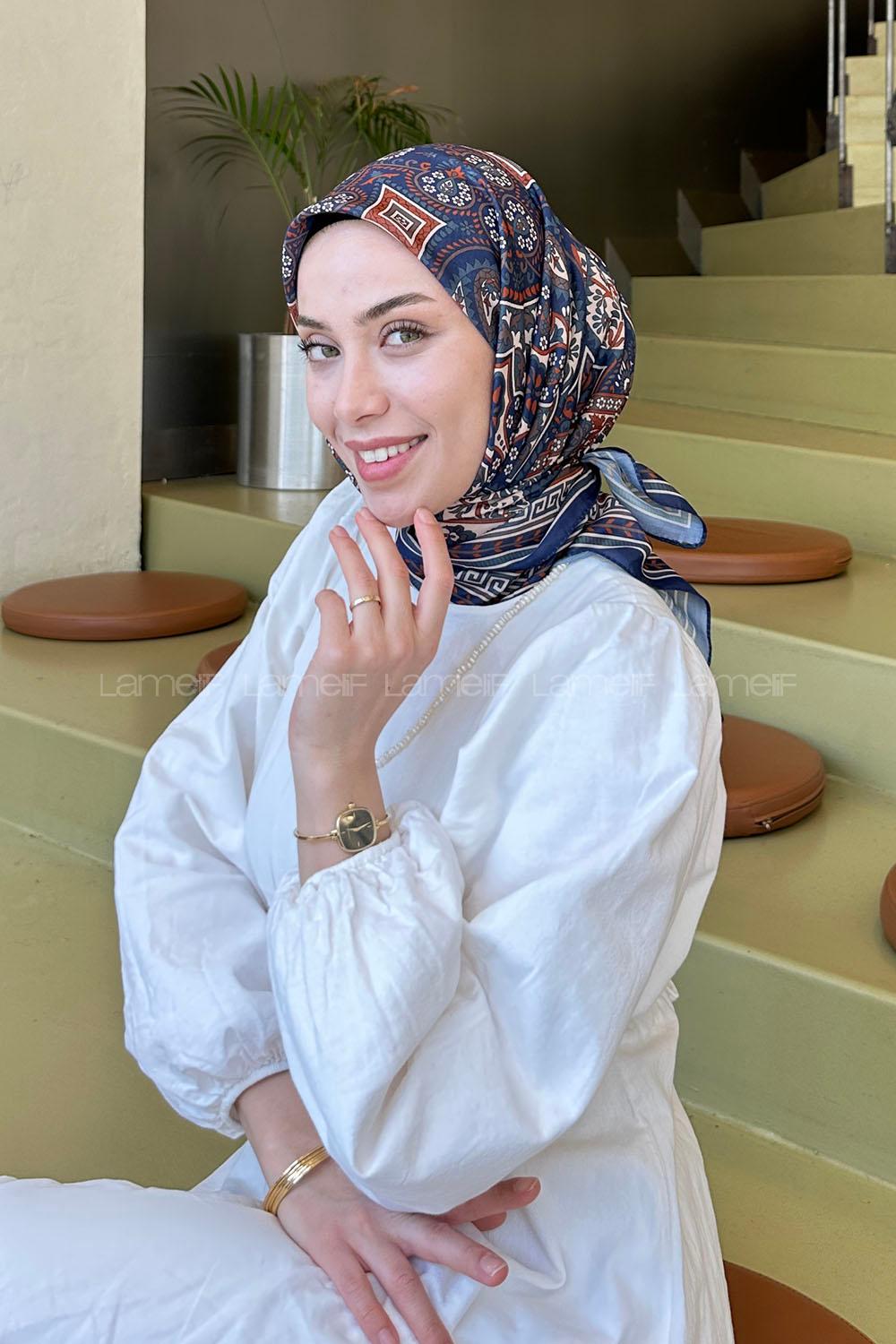 Lamelif Retro Desen Soft Eşarp Lacivert Kiremit