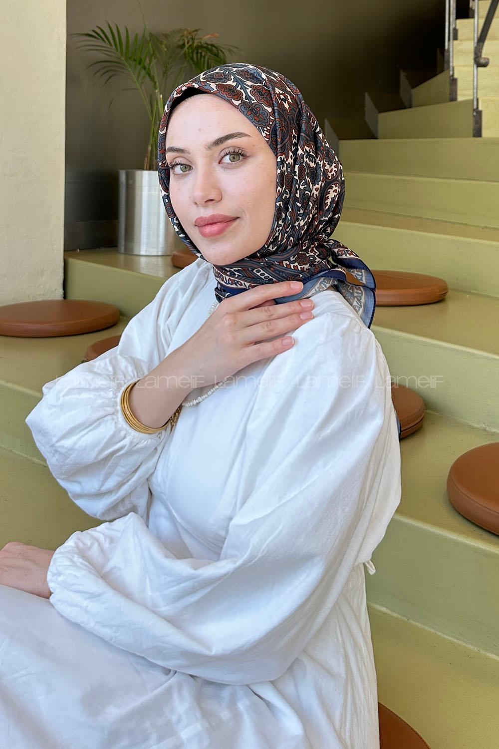 Lamelif Retro Desen Soft Eşarp Lacivert Kiremit