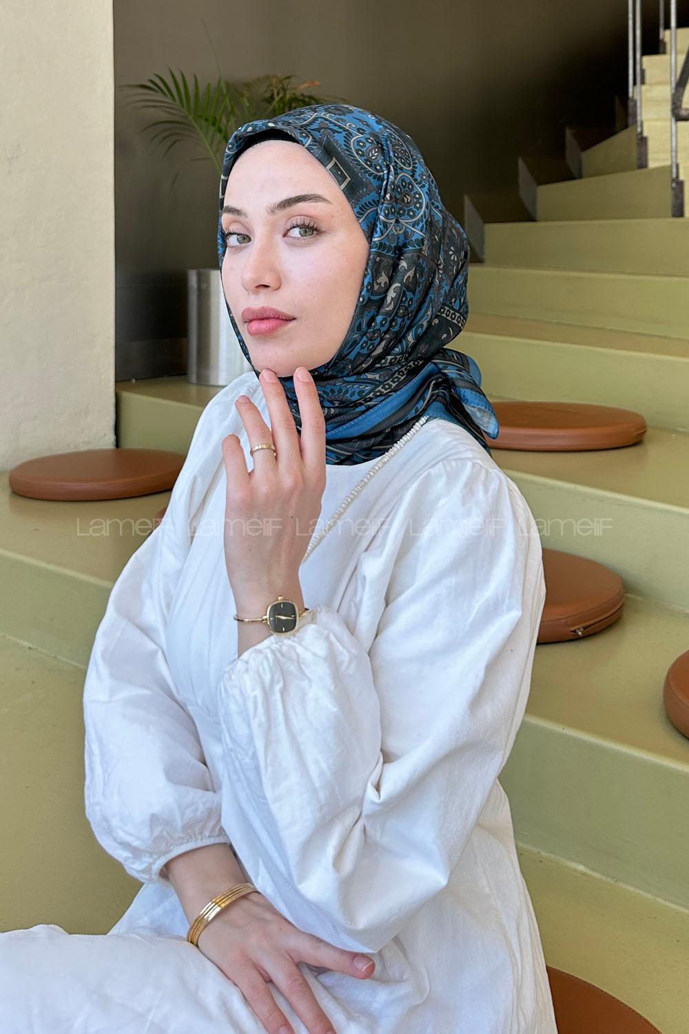 Lamelif Retro Desen Soft Eşarp Petrol Mavisi