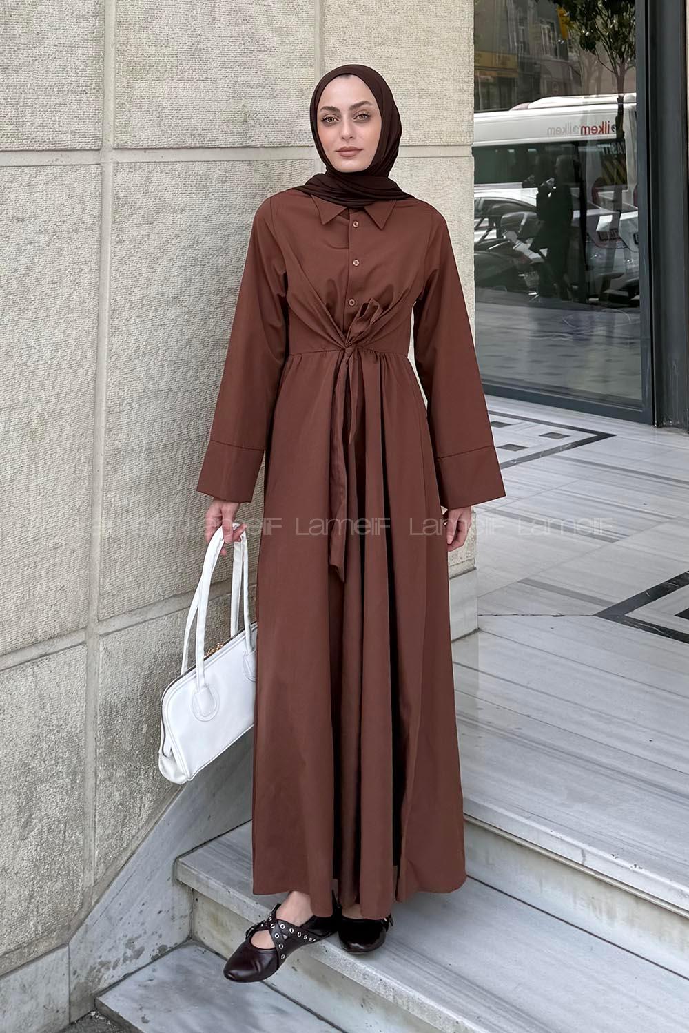 Lamelif Ön Bağlama Detaylı Tesettür Elbise Acı Kahve