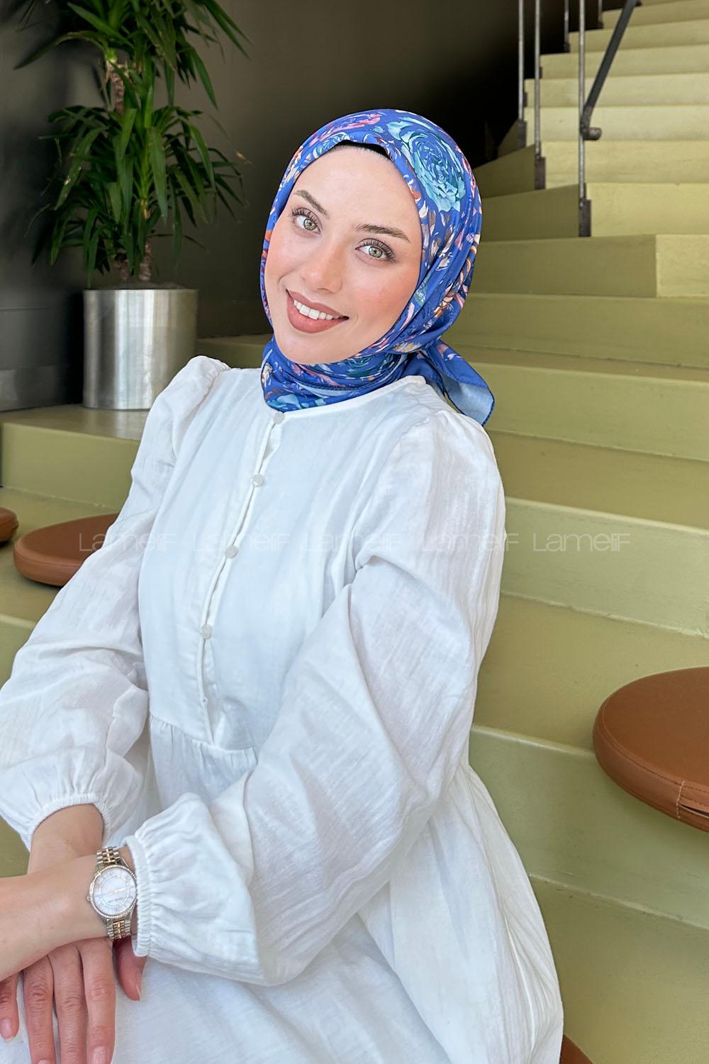 Lamelif Çiçek Desen Modal Eşarp İndigo