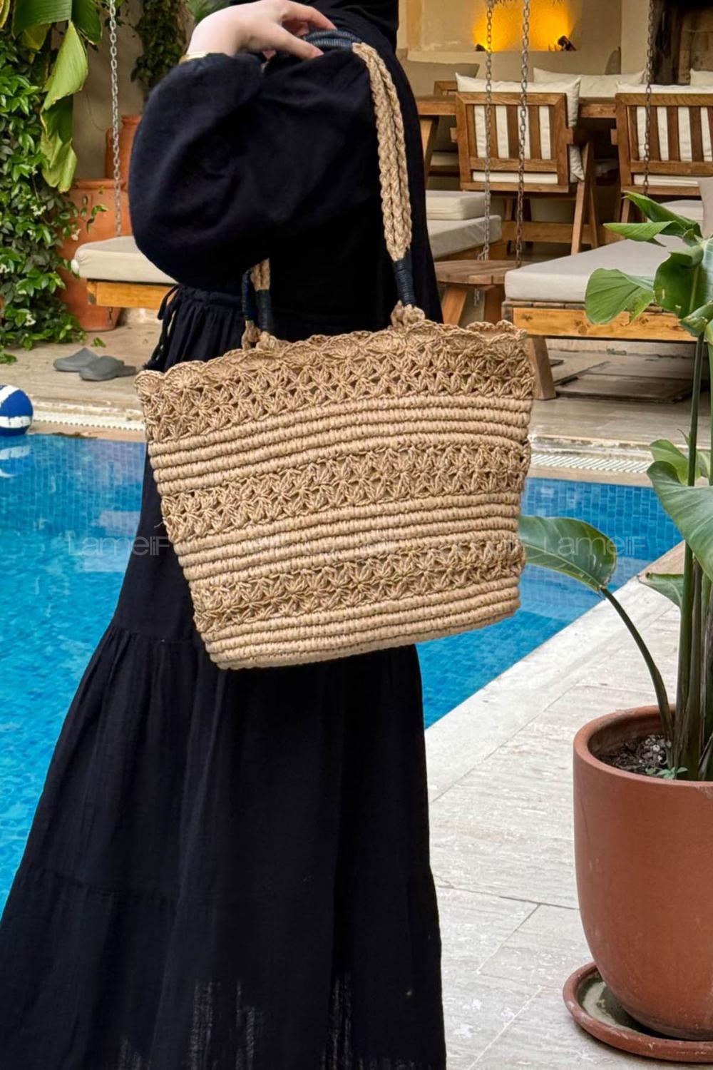 Camel Buckle Skin Hand Bag Bag