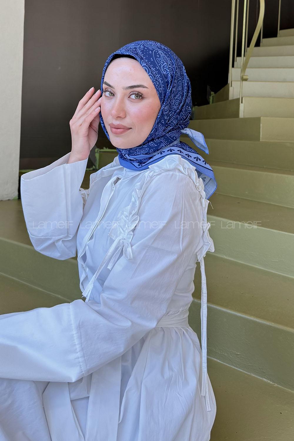 Lamelif Retro Desen Kokulu Prime Soft Eşarp Gece Mavisi