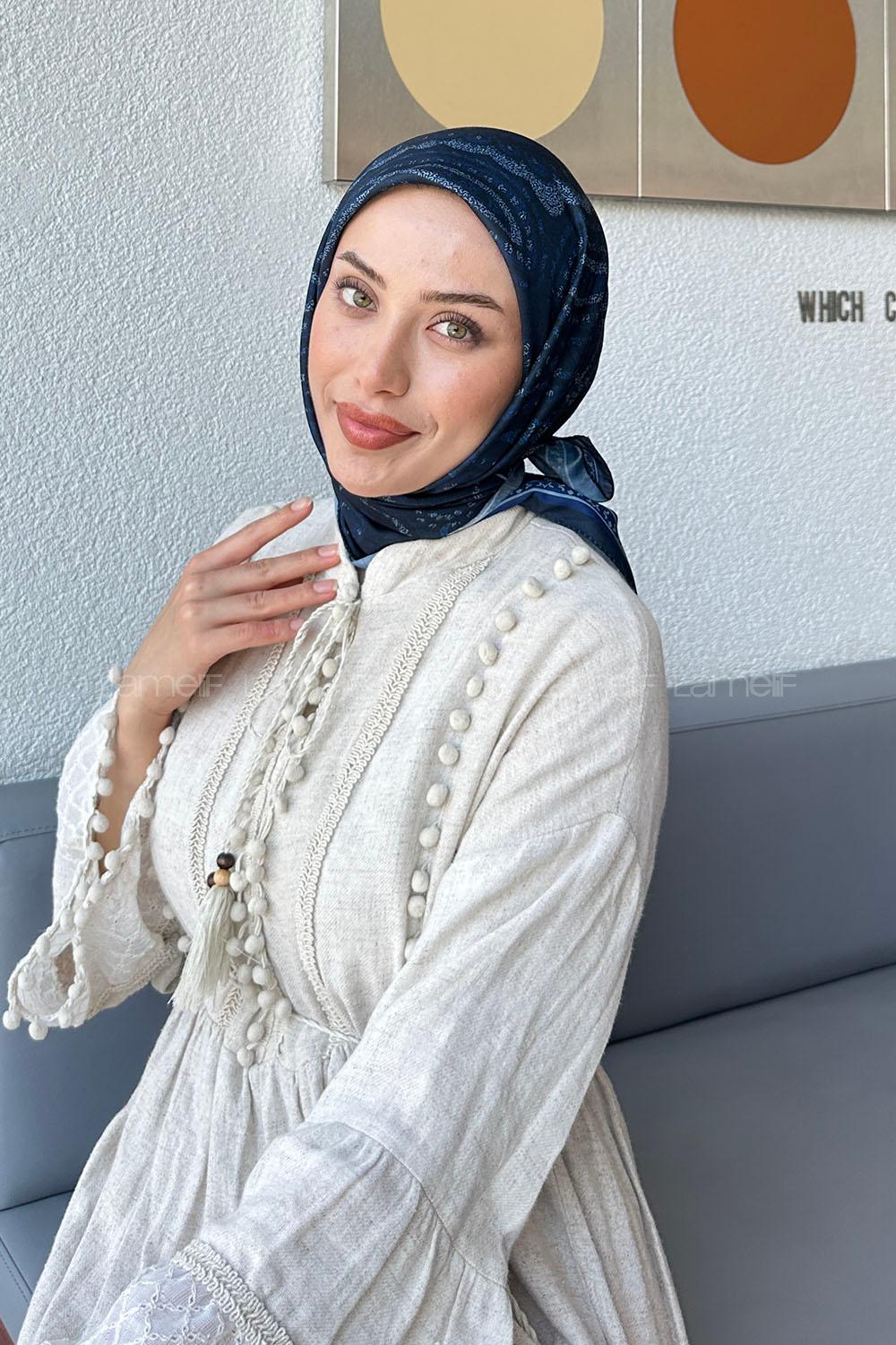 Lamelif Retro Desen Soft Eşarp Lacivert