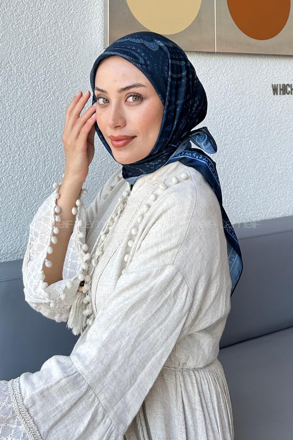 Lamelif Retro Desen Soft Eşarp Lacivert