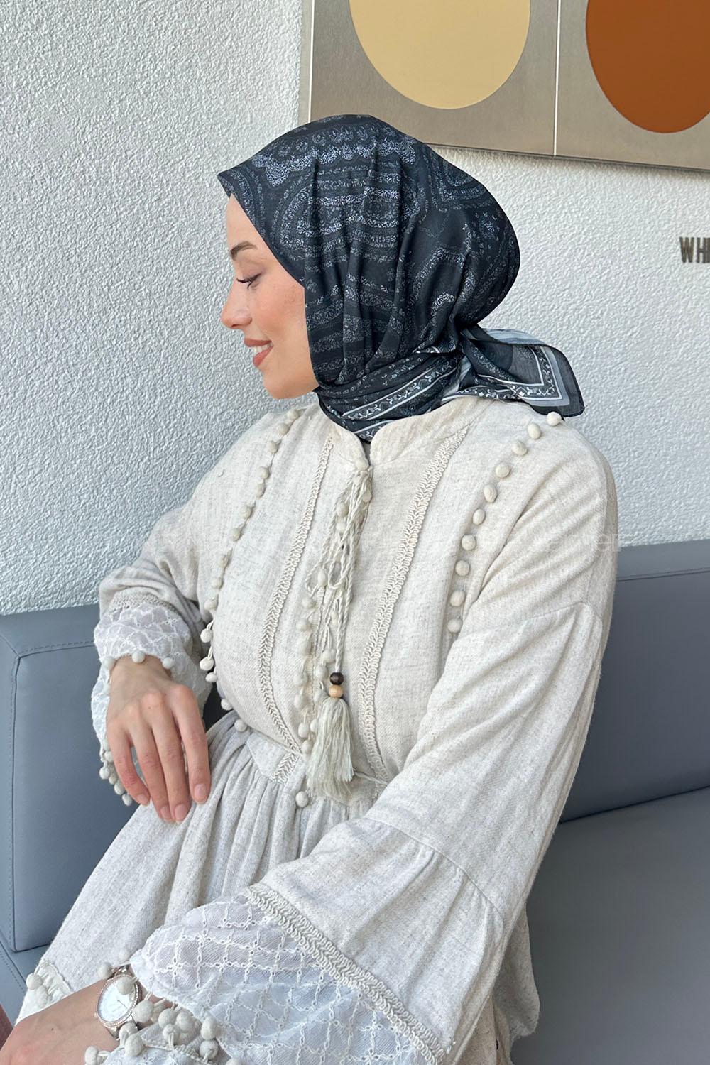 Lamelif Retro Desen Soft Eşarp Siyah