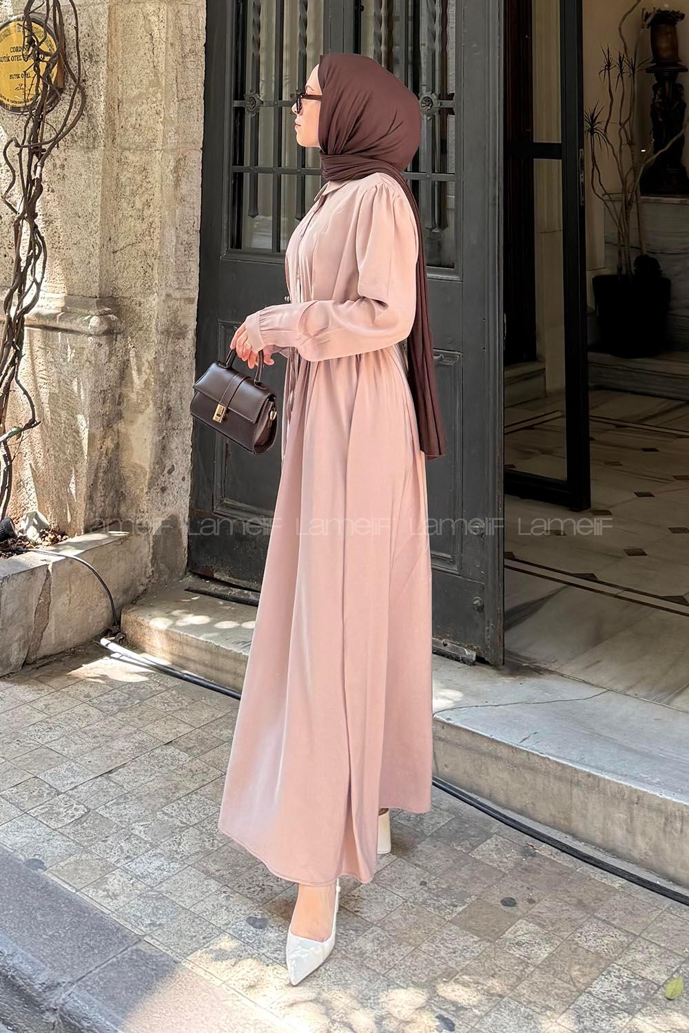 Lamelif Pile Detaylı Elbise Vizonrengi