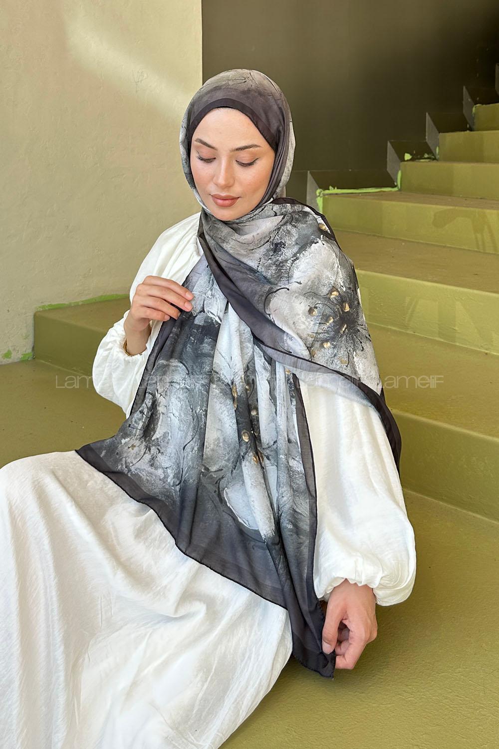 Lamelif Bohem Çiçek Desen Soft Şal Siyah Kahverengi