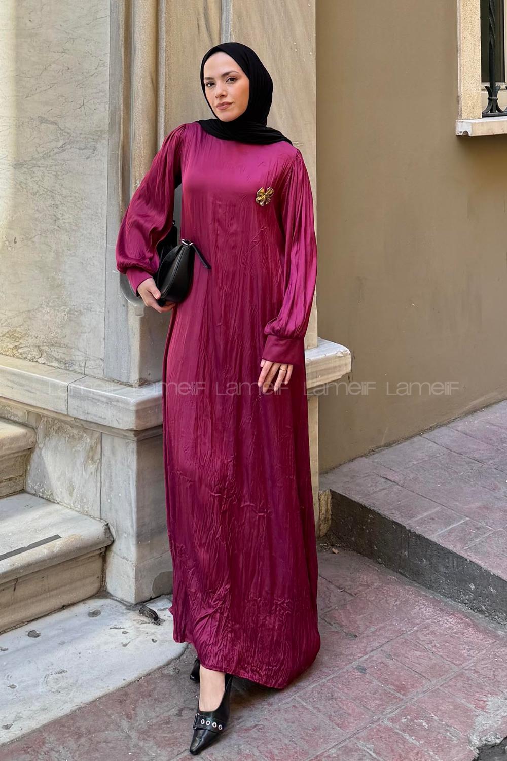 Lamelif Broş Detaylı Tesettür Elbise Bordo