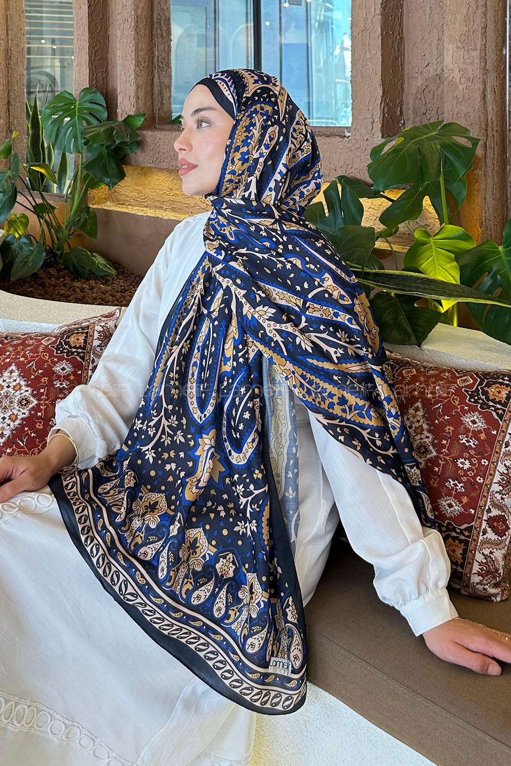 Lamelif Retro Desen Pamuk Şal Lacivert-Gold