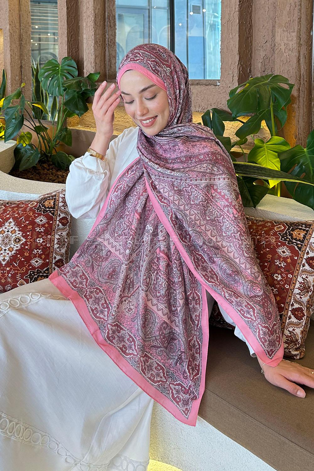 Lamelif Retro Desen Pamuk Şal Şeker Pembe