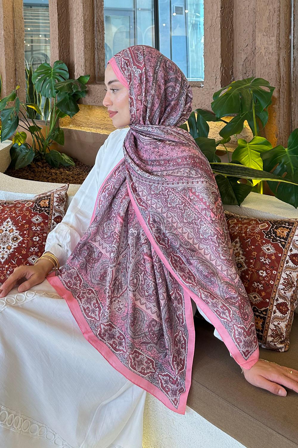 Lamelif Retro Desen Pamuk Şal Şeker Pembe