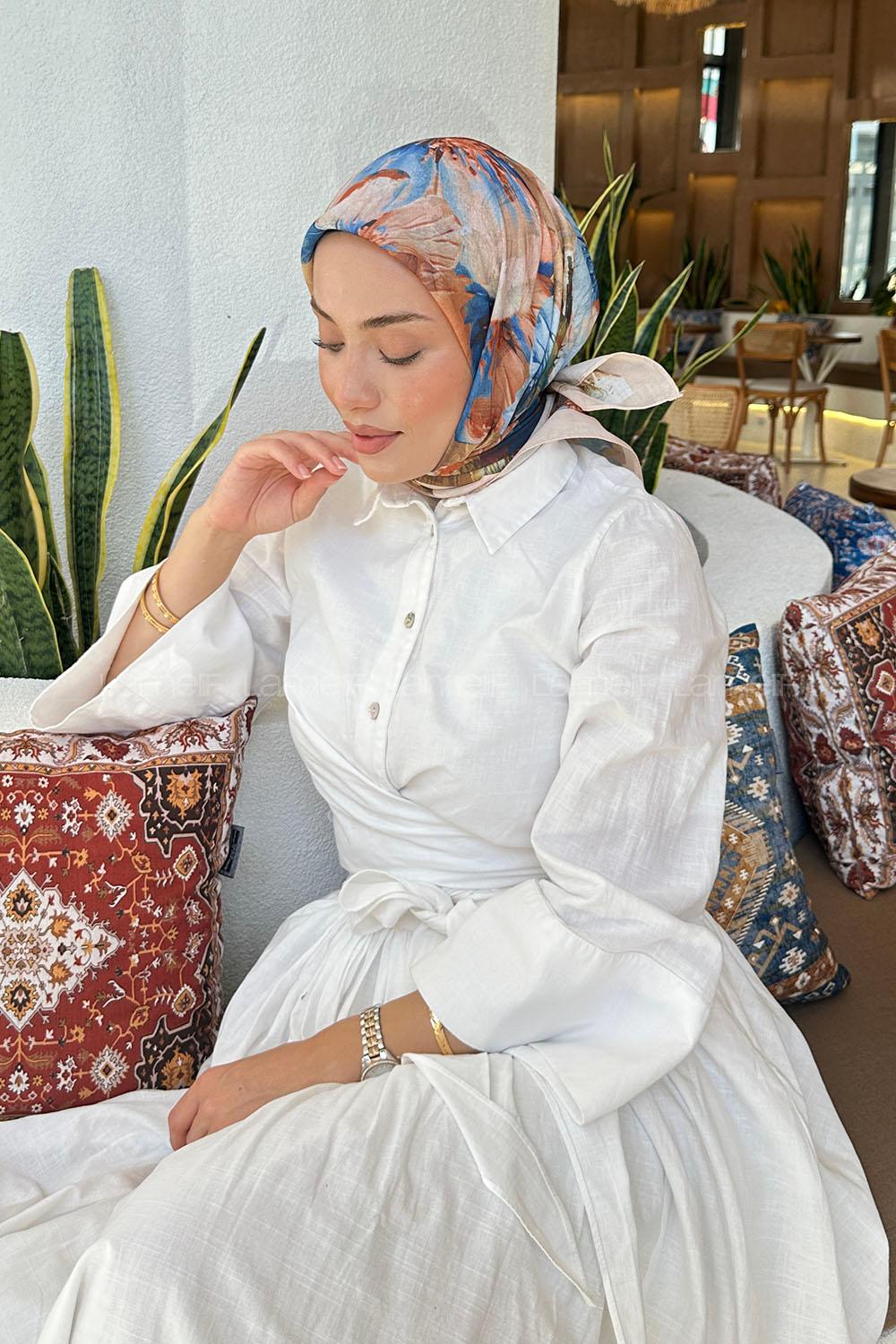 Lamelif Çiçek Desen Soft Eşarp Bej